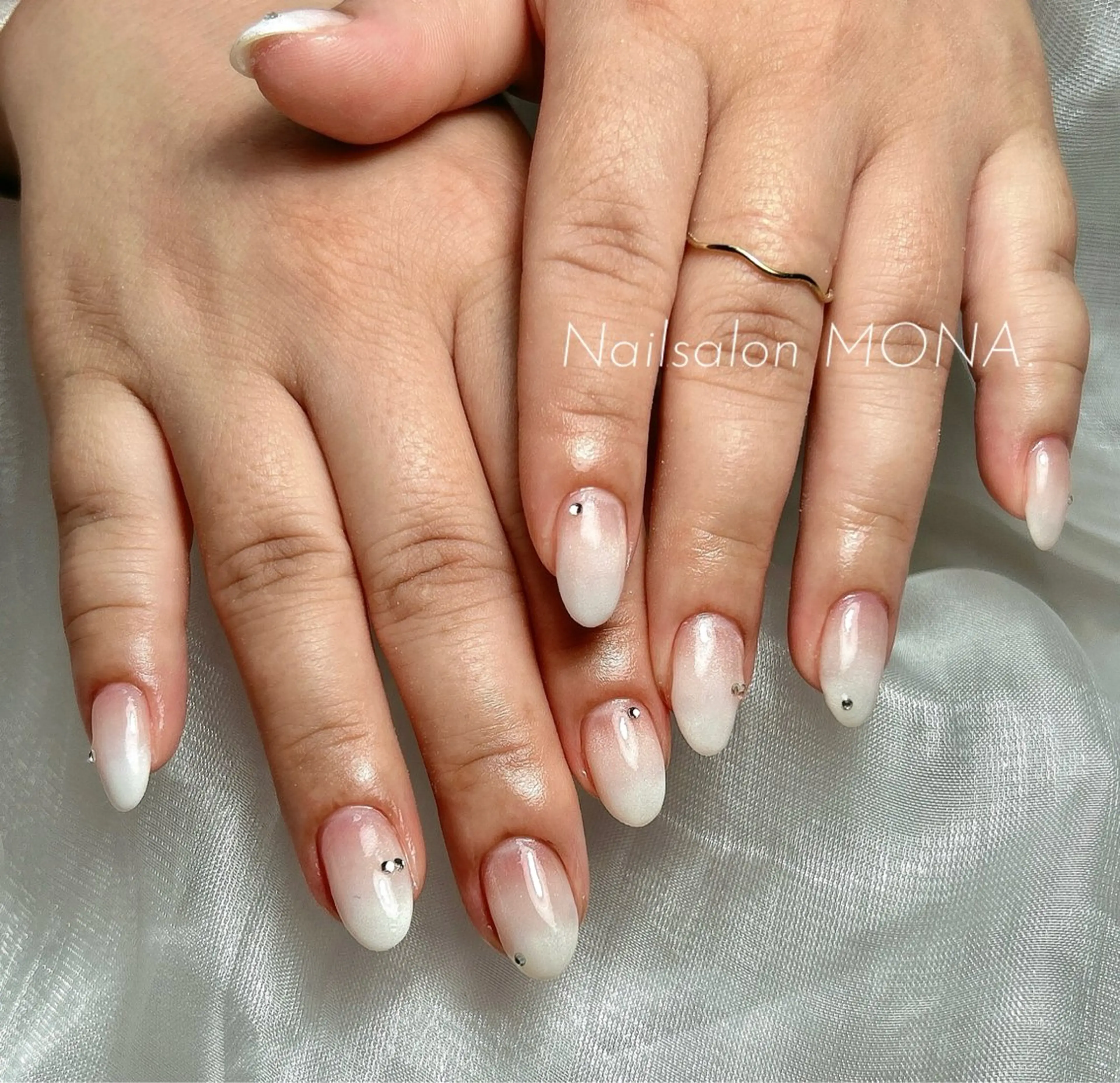 ネイル グラデーション マグネットネイル ハンドネイル Nailsalon MONA.のネイルデザイン