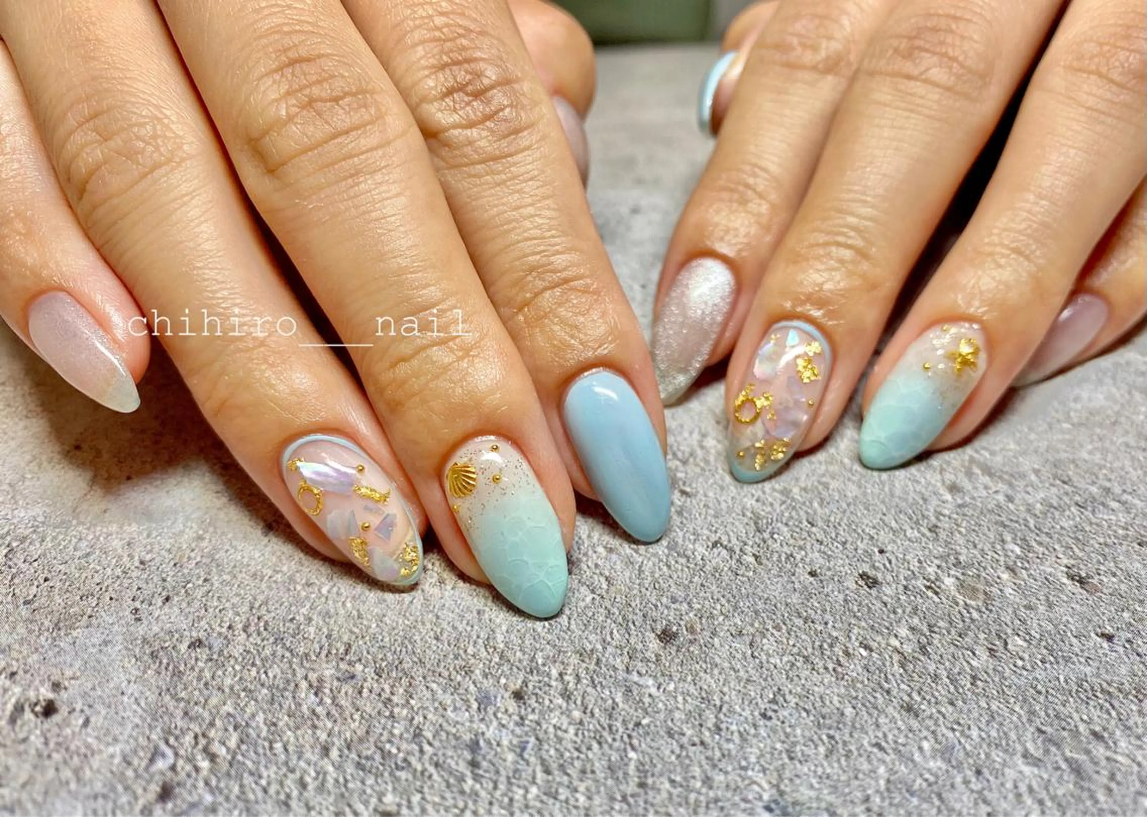 ロング カラー ネイル グラデーションカラー フラッシュネイル フレンチネイル ジェルネイル グラデーション ハンドネイル beauty salon ma'am所属・chihiro 小路ネイルのネイルデザイン