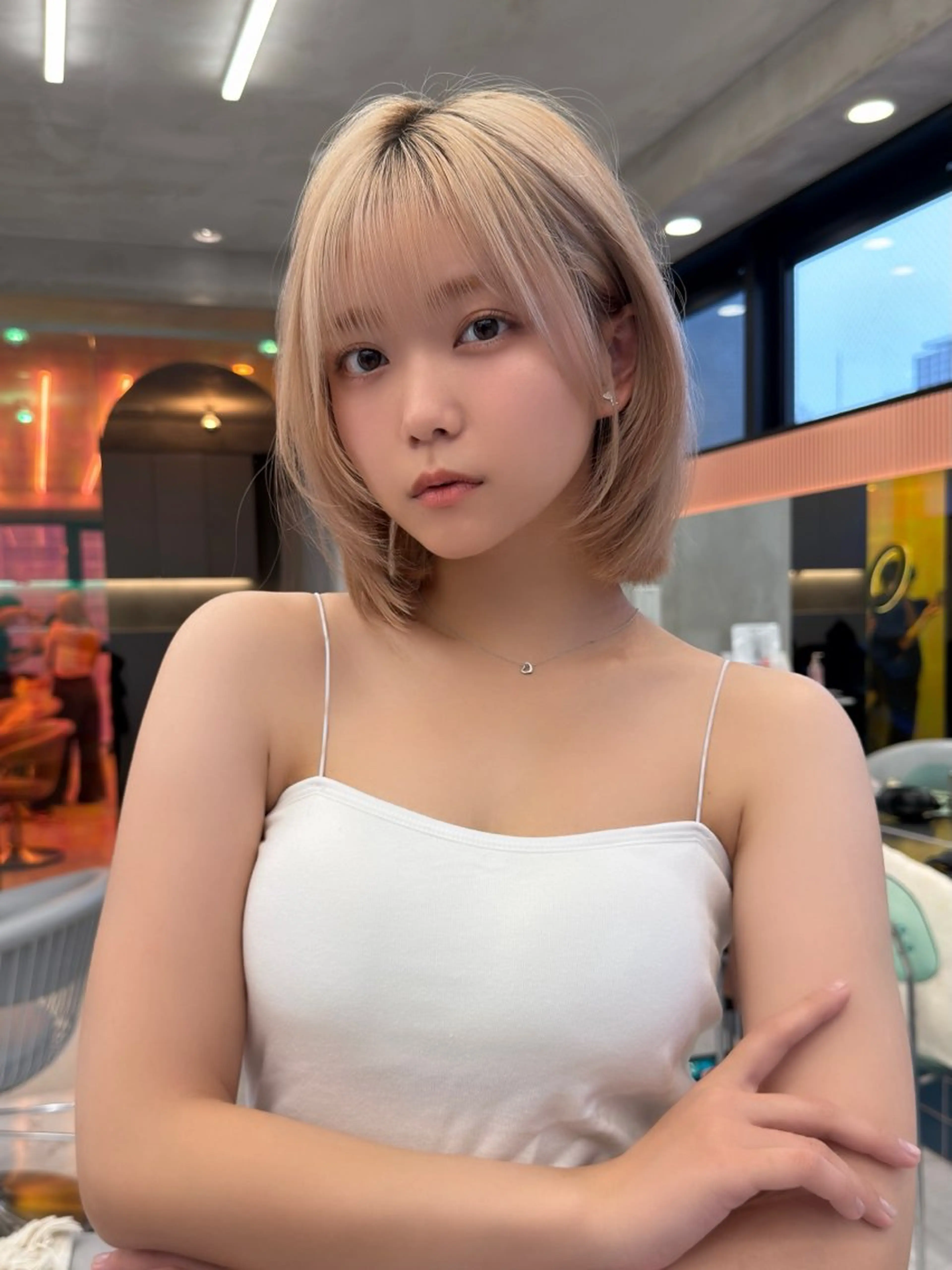 ミディアム カラー 透明感カラー ハイトーンカラー ボブ 小顔カット カット ヘアカラー トリートメント Lond strada 心斎橋所属・🍀小川大輔🍀 ボブ/ブリーチ🥇のヘアスタイル