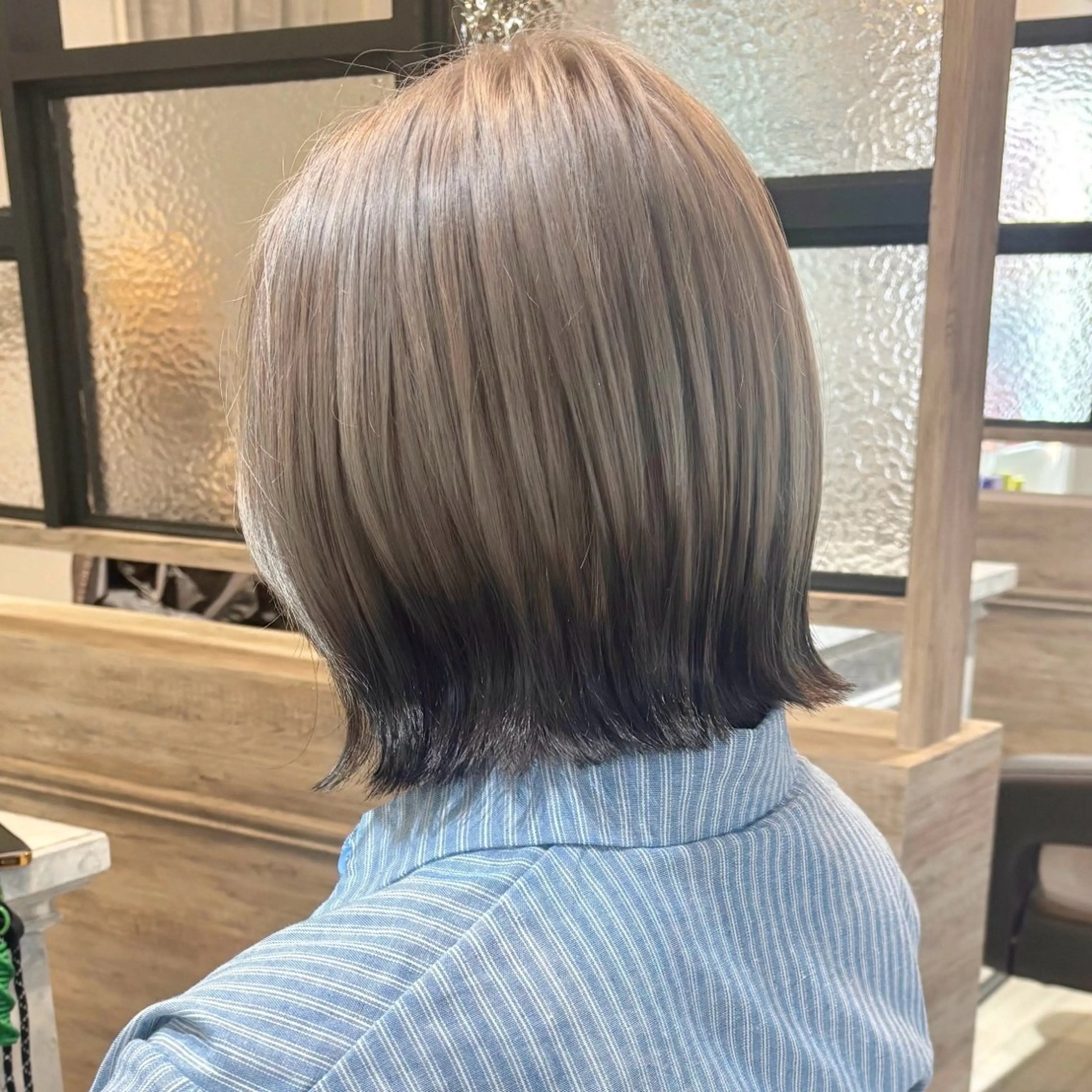 ౨ৎ カット ＋ ダブルカラー ＋ ケアトリートメントの写真