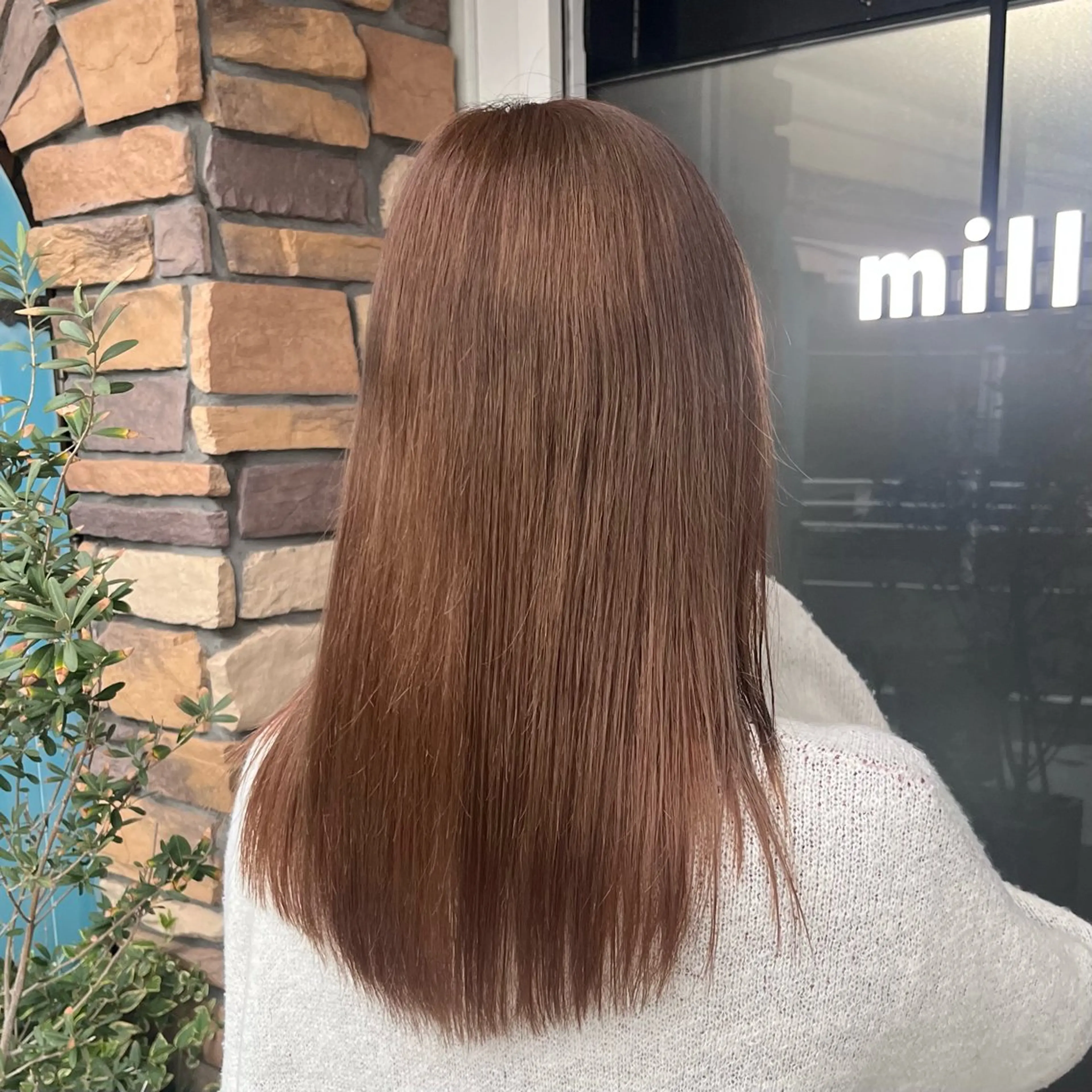 セミロング カラー ベージュカラー ブリーチ カット ヘアカラー トリートメント 透明感カラー/パーマ 🌀アオノアユミのヘアスタイル