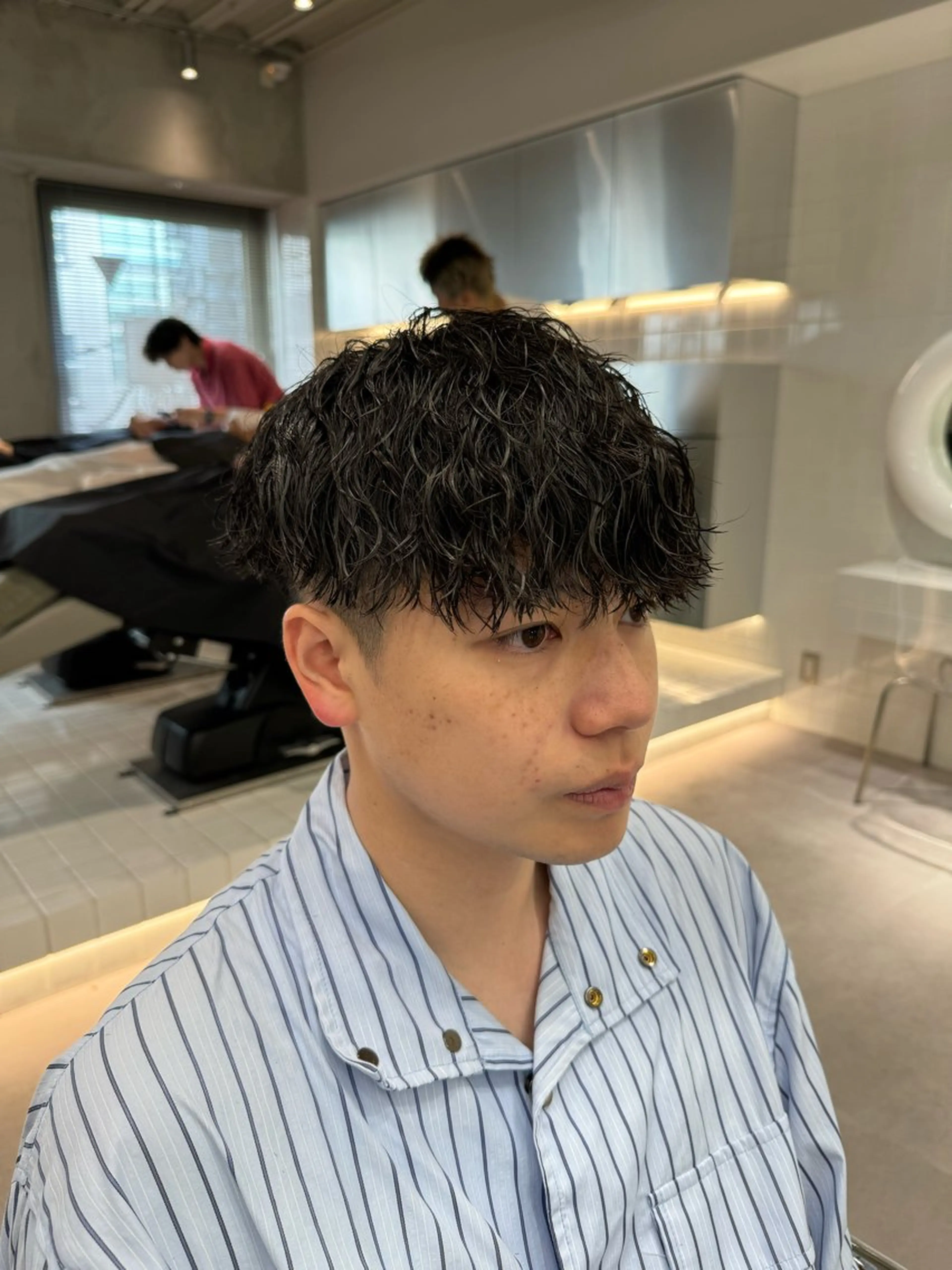 ショート パーマ メンズ 波巻きスパイラルパー マ/シャドウパーマ駿のヘアスタイル