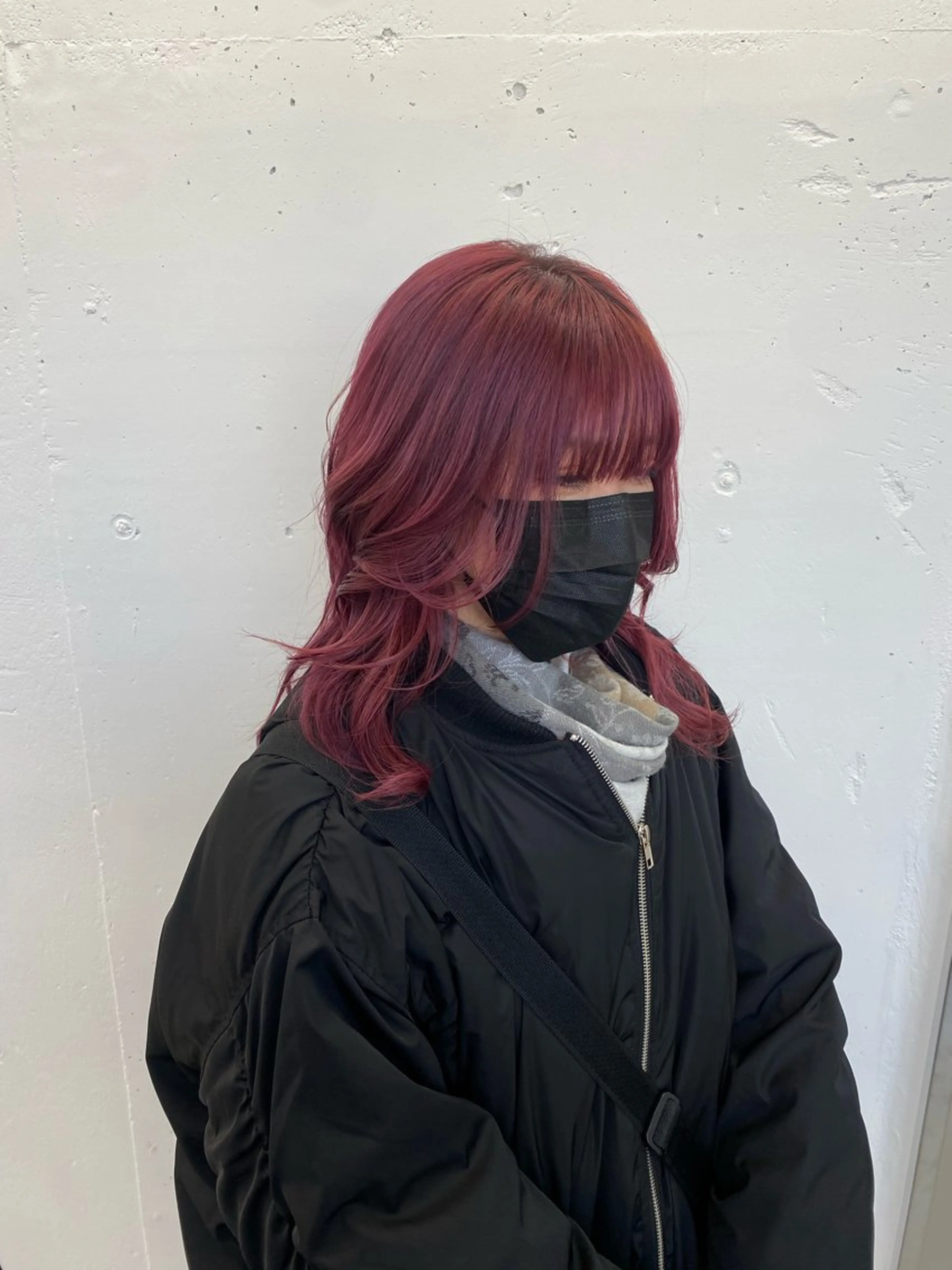 ミディアム カラー ヘアアレンジ ピンクカラー レッドカラー カット ヘアカラー 夕羽夢🍓矢場/ 透明感カラーのヘアスタイル
