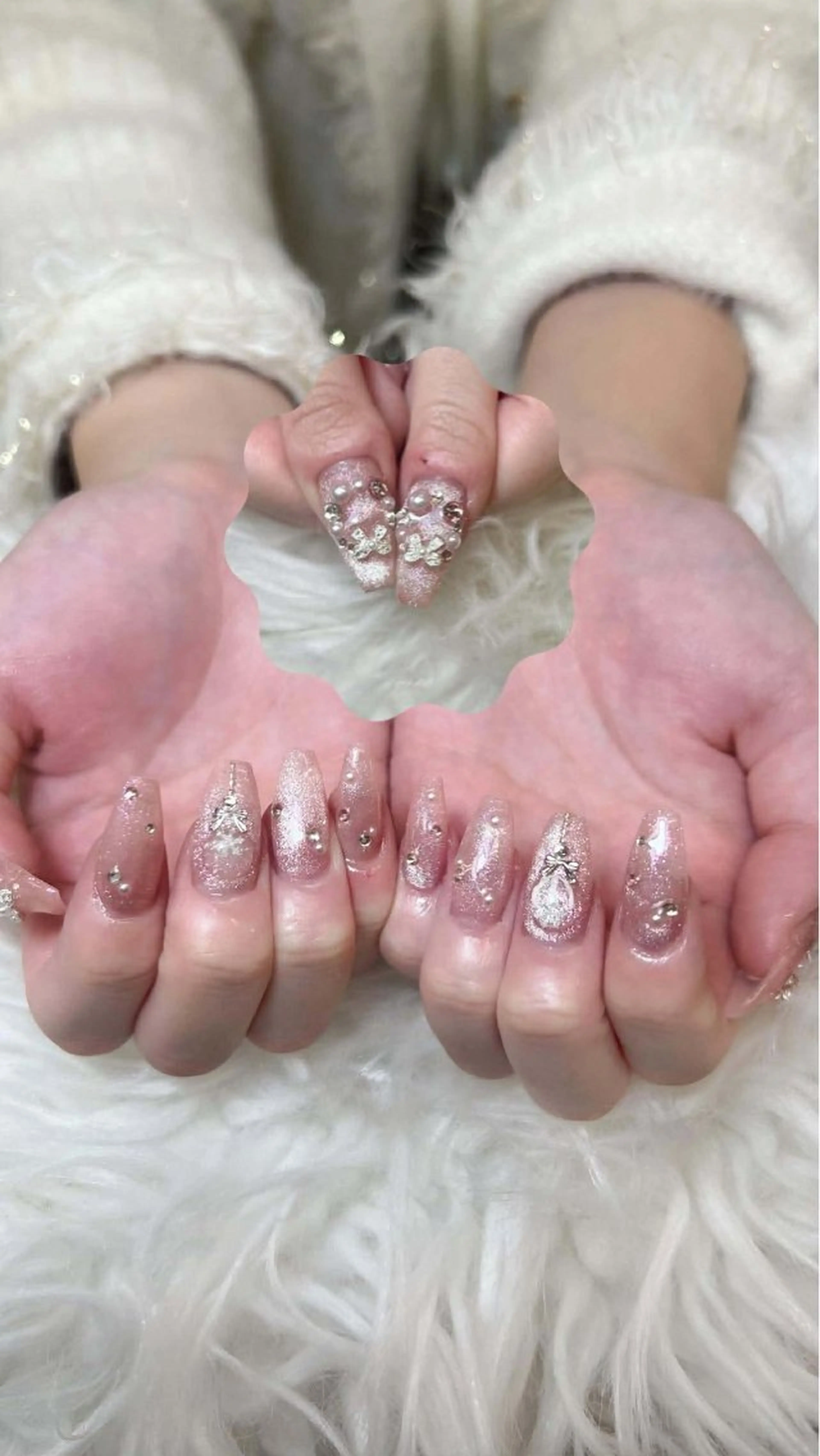 ネイル ハンドネイル ゴテゴテネイルサロン所属・ゴテゴテ ネイルのネイルデザイン