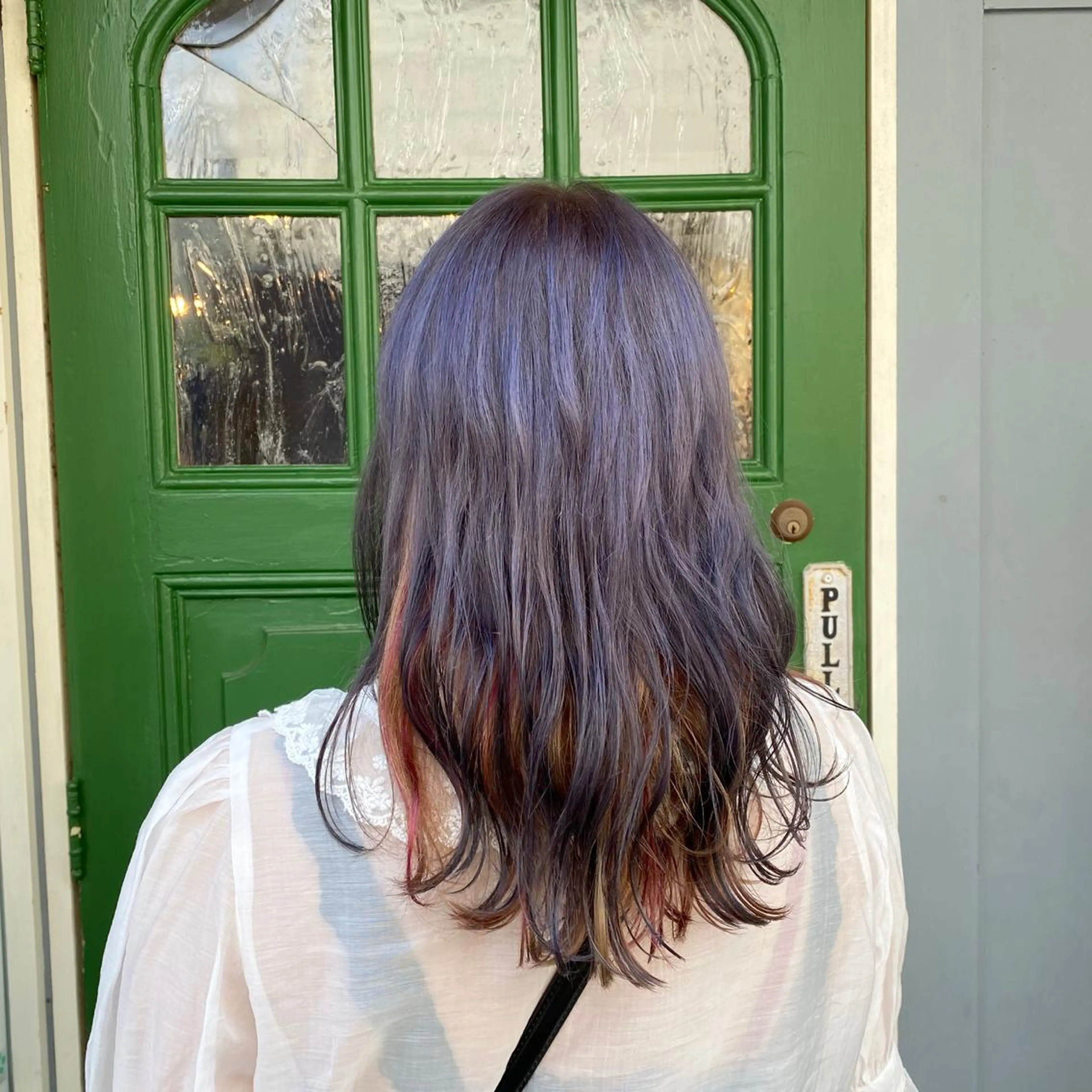 ミディアム カラー ベージュカラー ブリーチ ハイライトカラー インナーカラー ピンクカラー カット ヘアカラー トリートメント ヘッドスパ BRITS 渡辺 菜々子のヘアスタイル