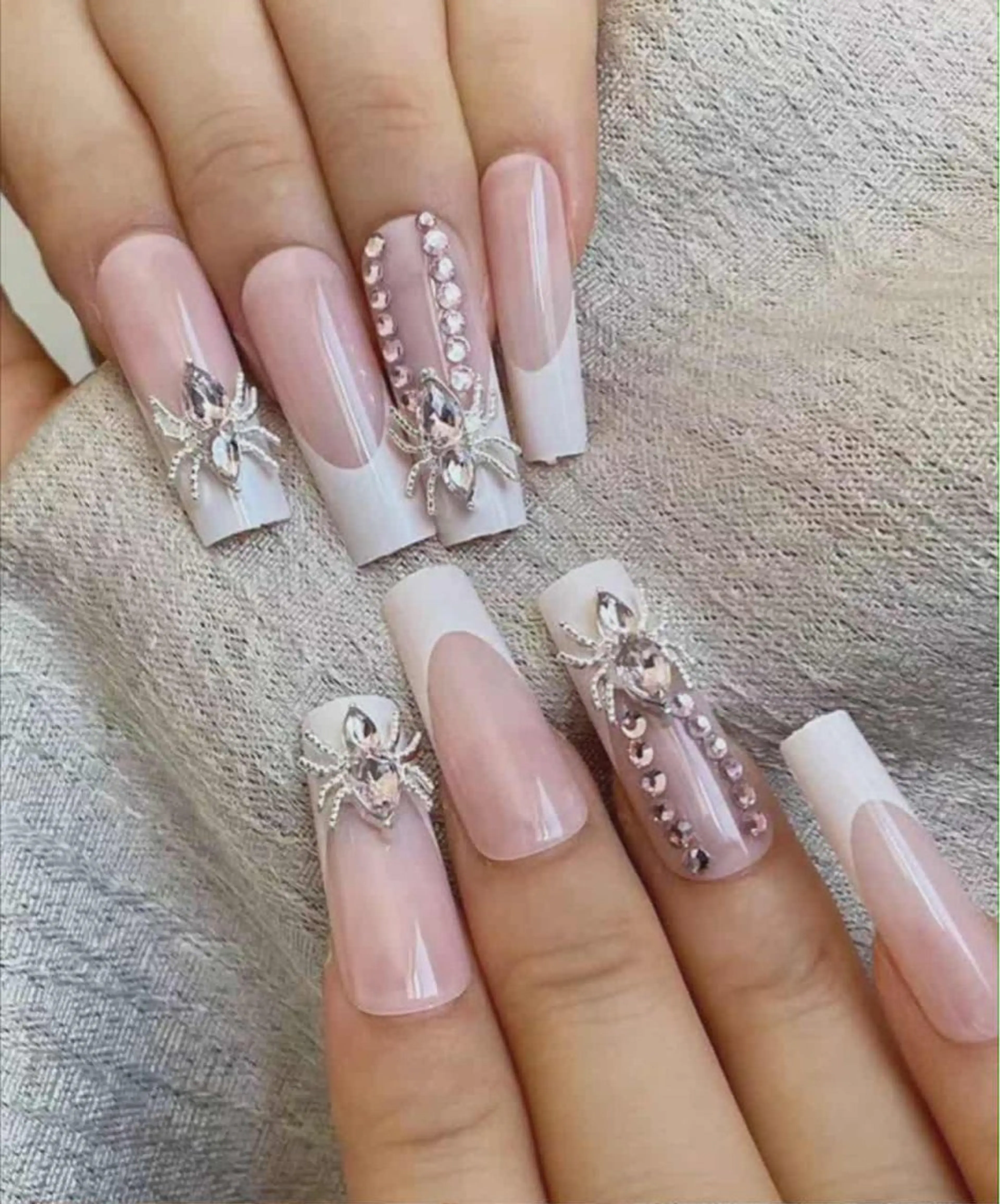 ネイル Queen Nailのネイルデザイン