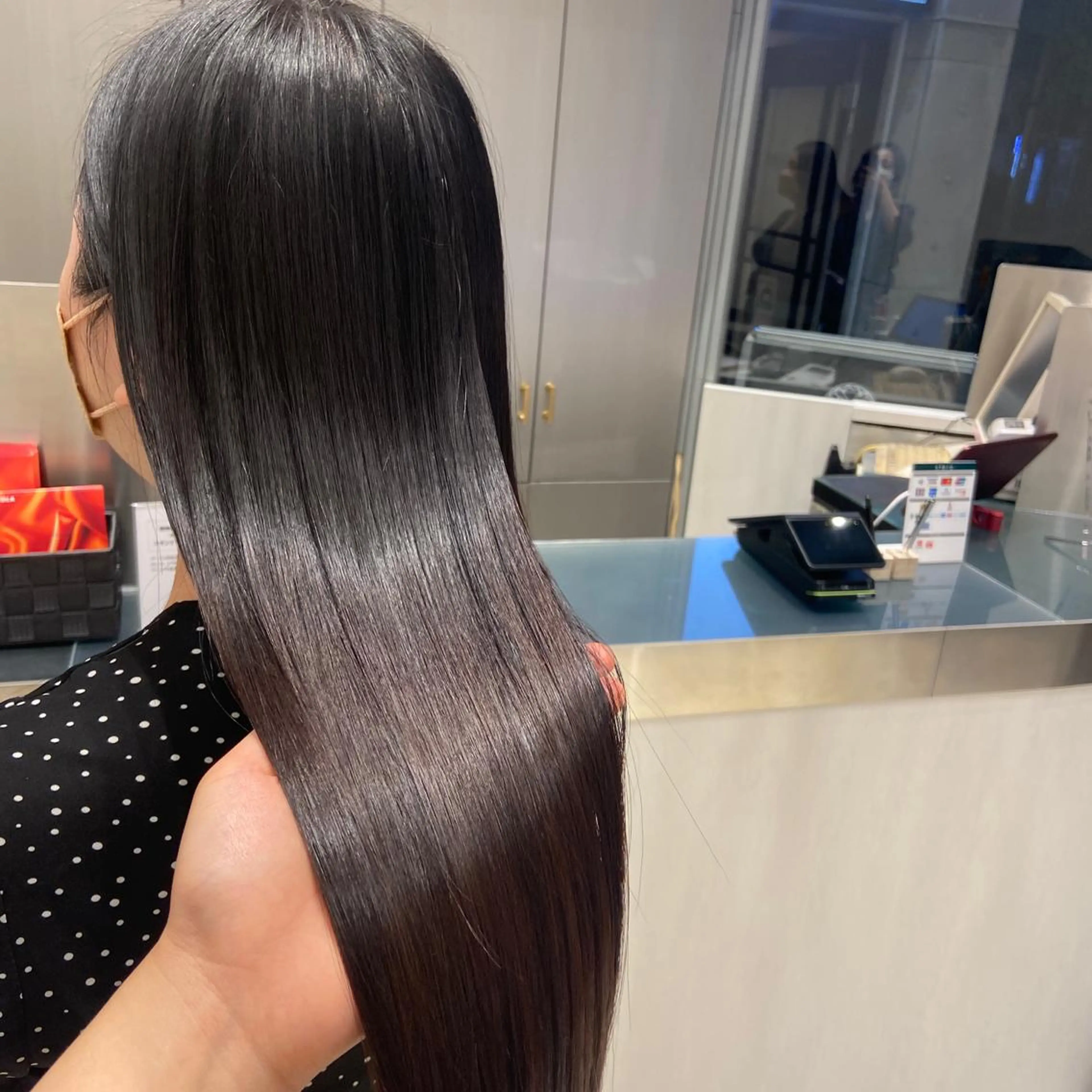 ロング カラー カット トリートメント 李 文のヘアスタイル