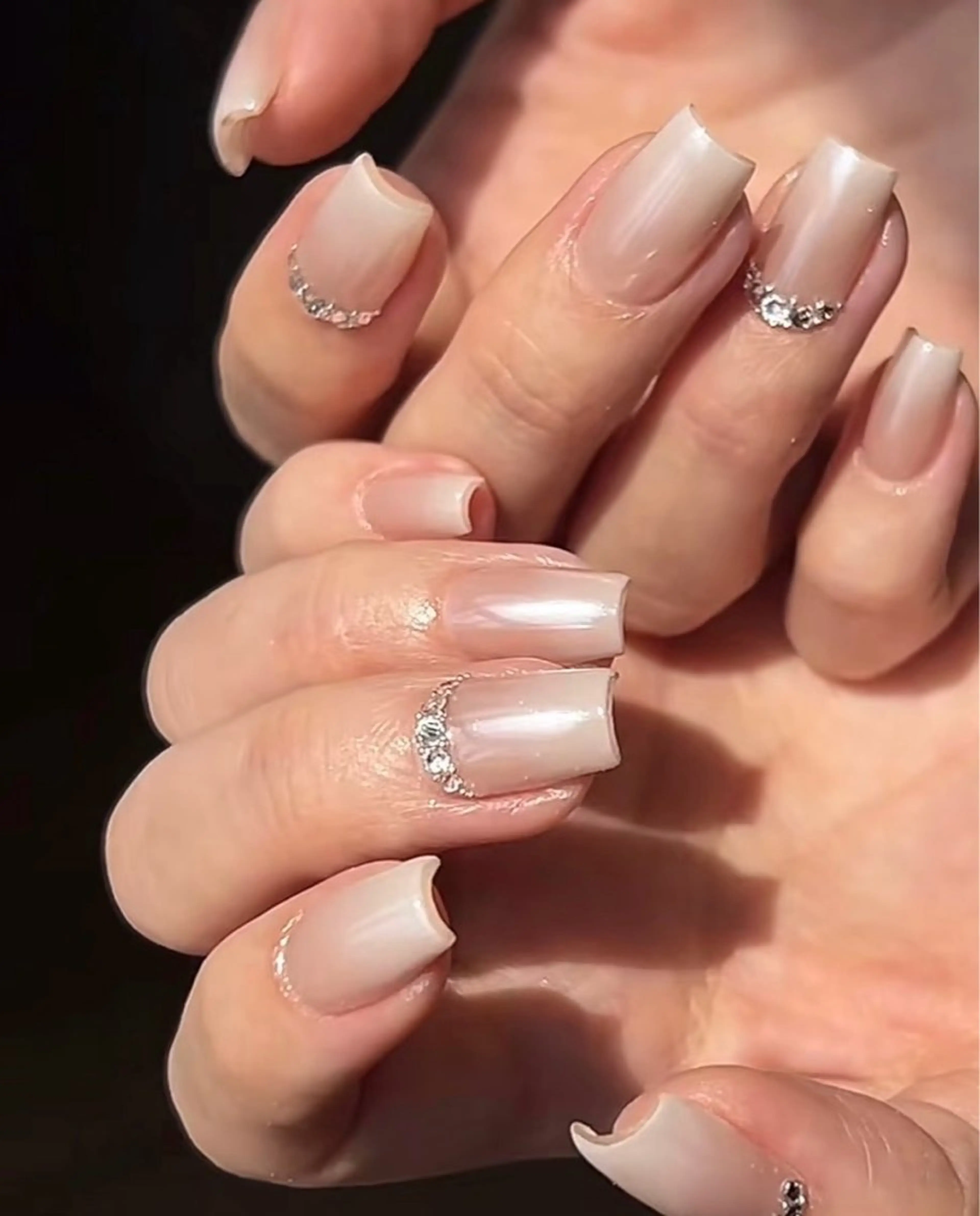 ネイル 高木 維麗絲のネイルデザイン