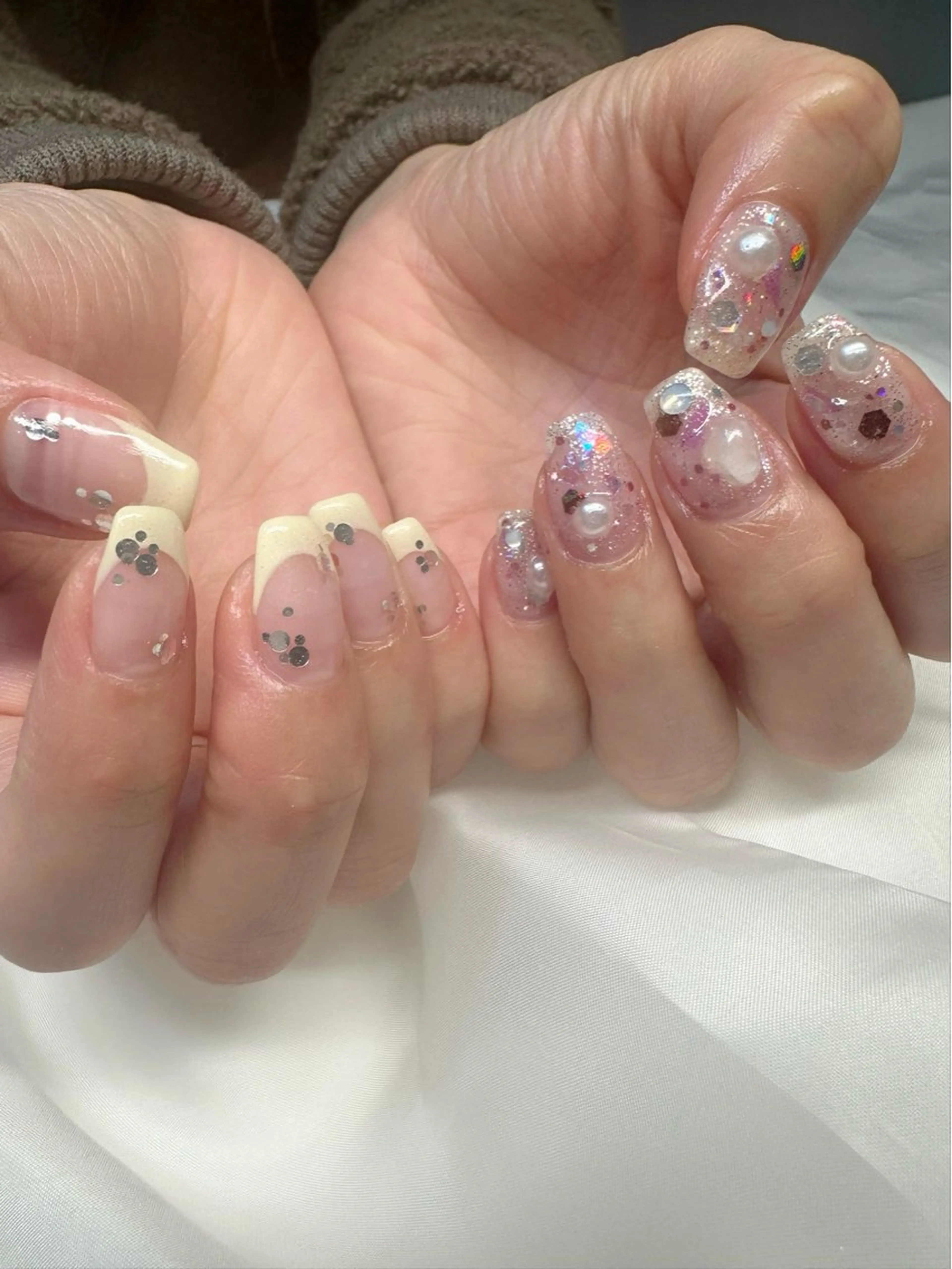 ネイル クリアネイル フレンチネイル ホログラムネイル 氷ネイル・うるうるネイル キラキラネイル 🪞KAPE NAIL 🪞のネイルデザイン