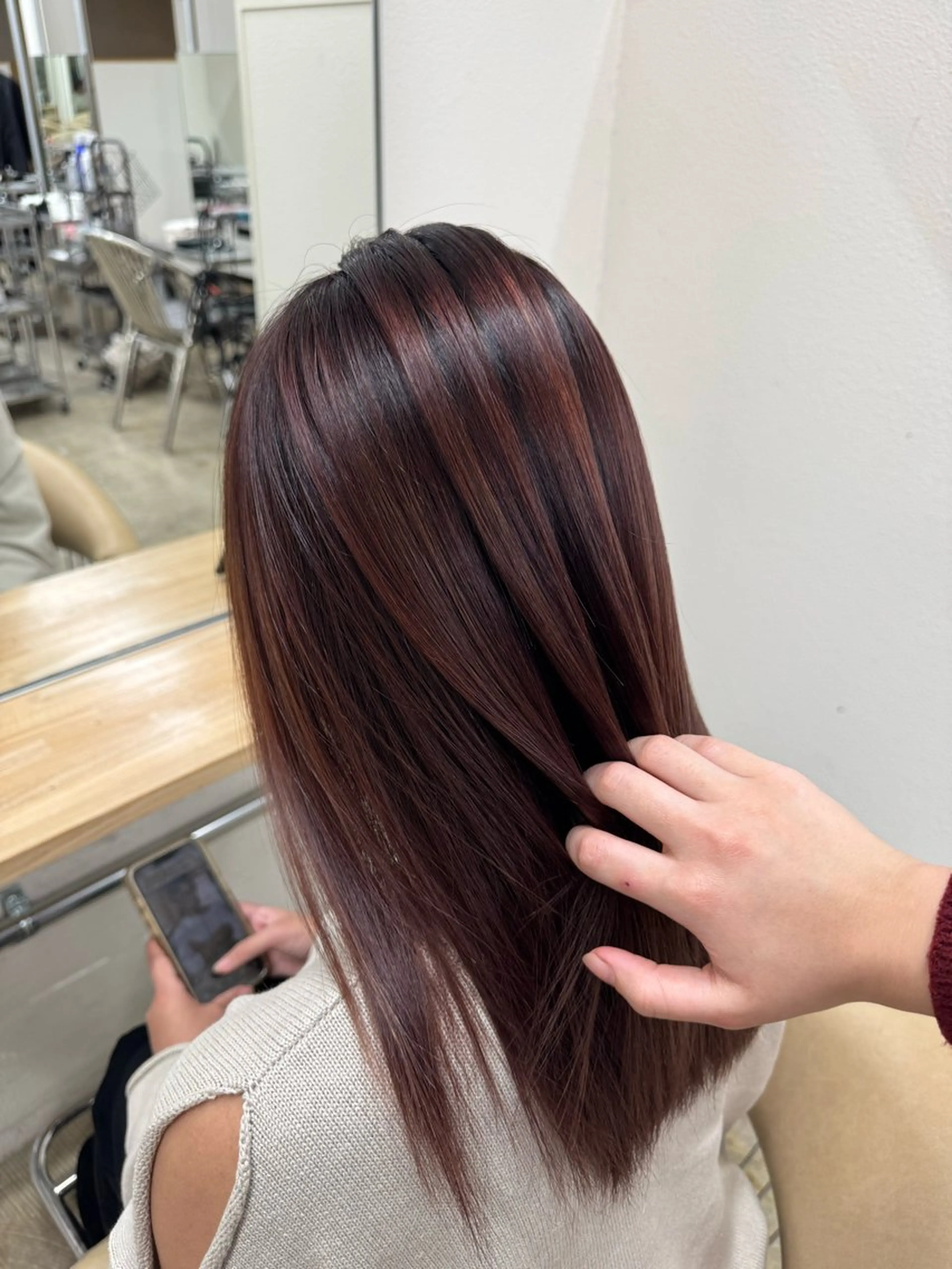 セミロング レイヤーカット ヘアカラー fand / hinaのヘアスタイル