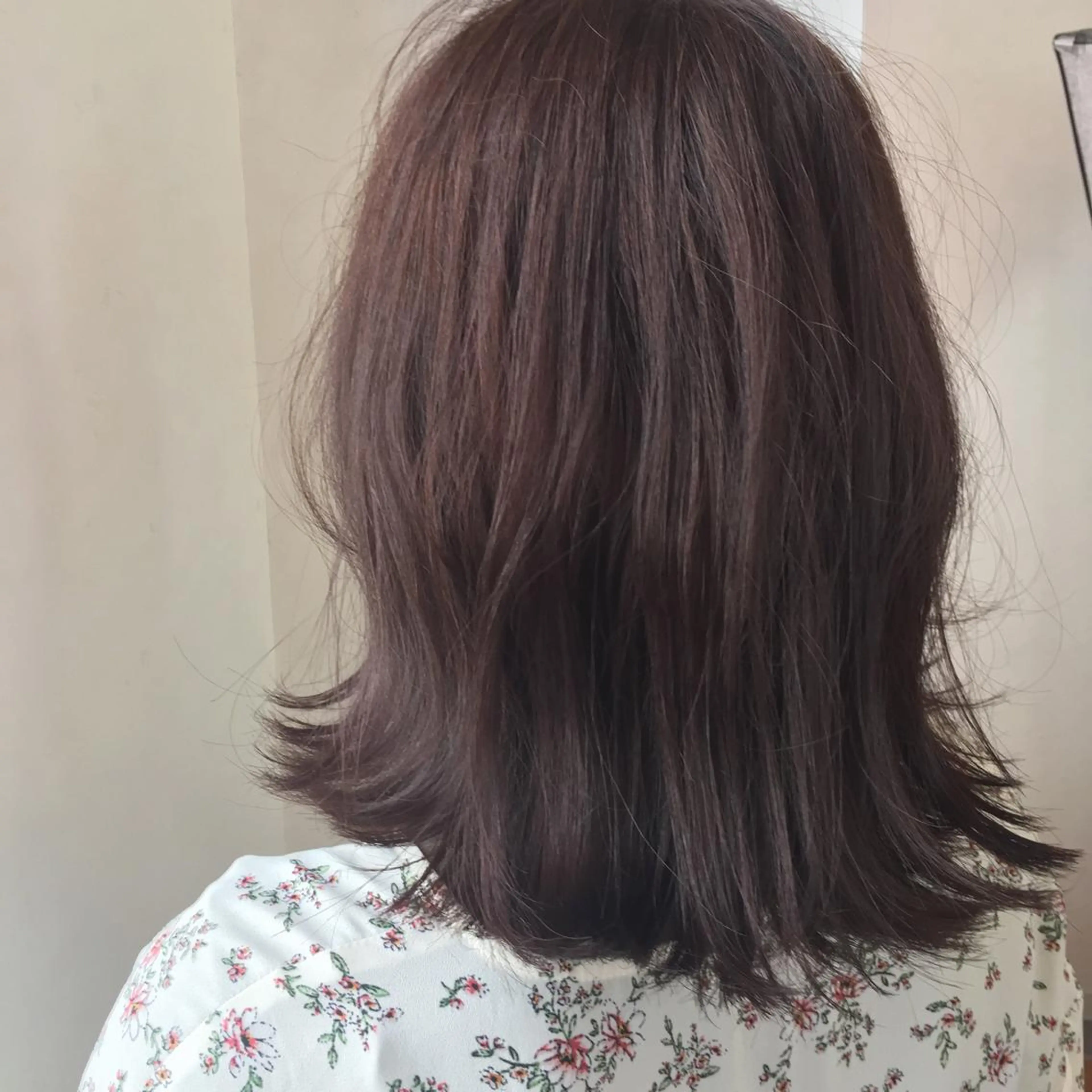 ミディアム カラー アッシュ TOWA 野村　コウダイのヘアスタイル