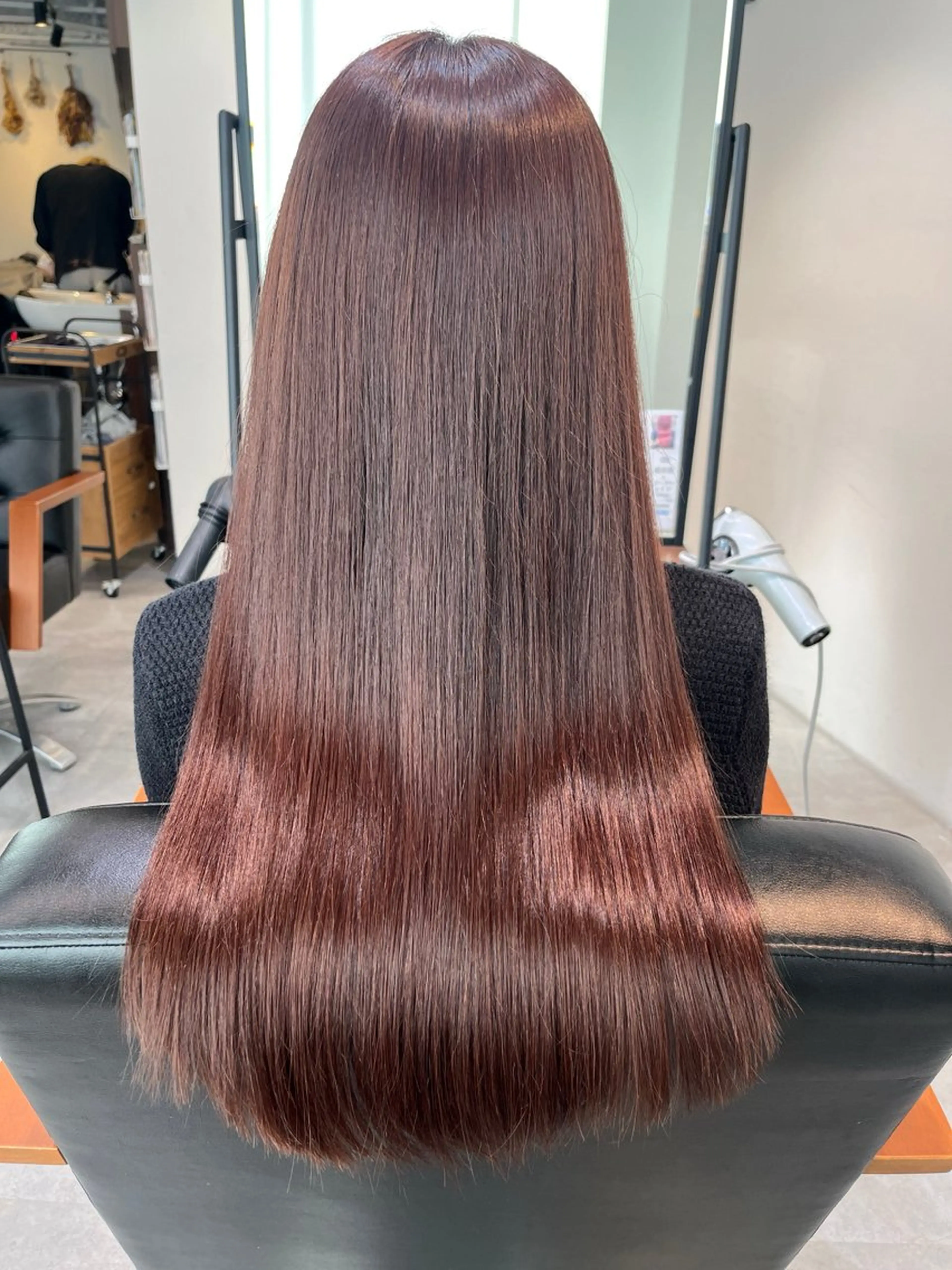 ロング カラー ヘアカラー トリートメント ピンクカラー🩷 スパニスト 外岡実希のヘアスタイル