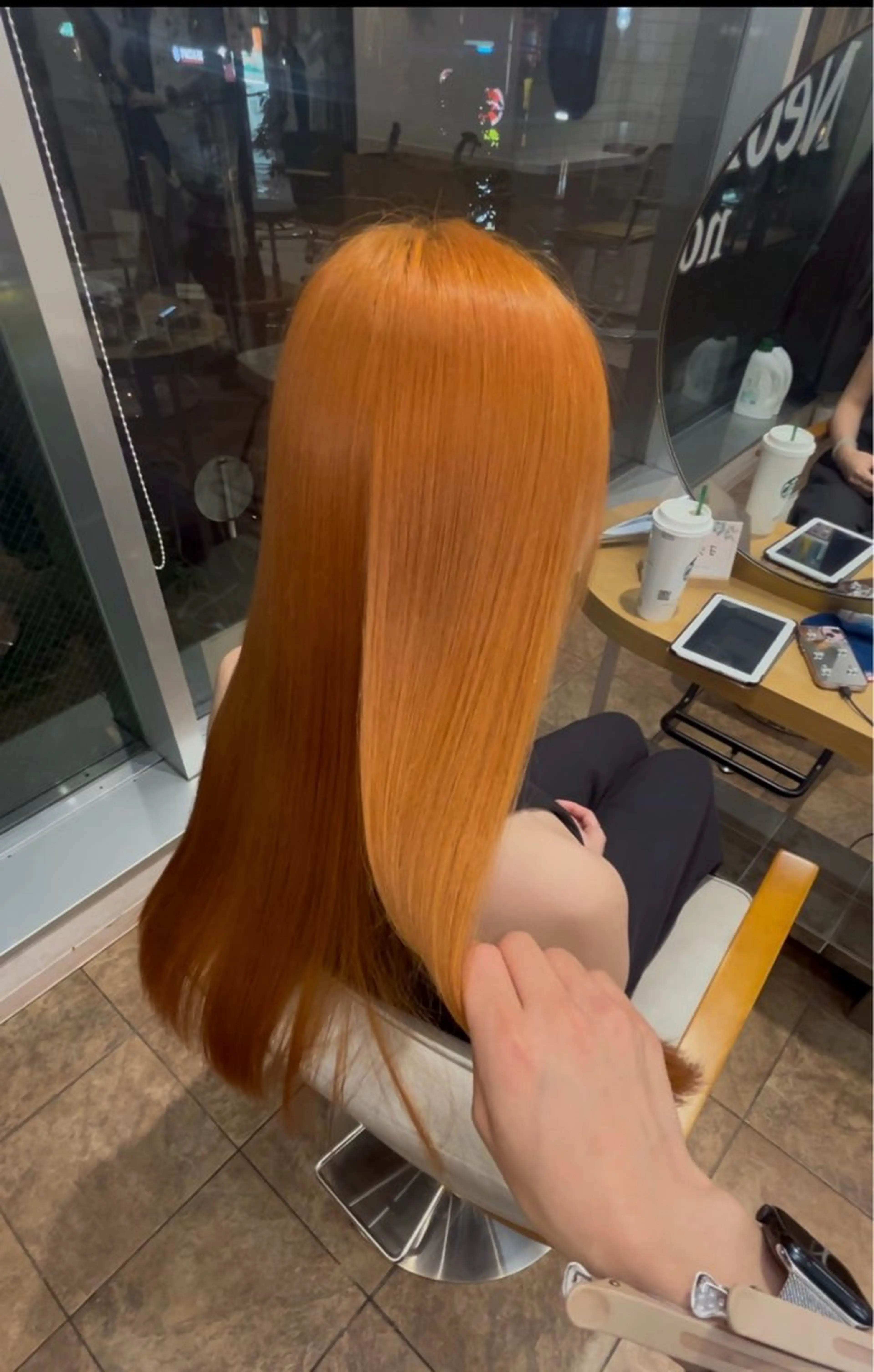 ロング カラー ブリーチ ケアブリーチ 韓国風ヘア レイヤーカット カット ヘアカラー トリートメント 韓国ボブ☆メンズ カットYUTOのヘアスタイル