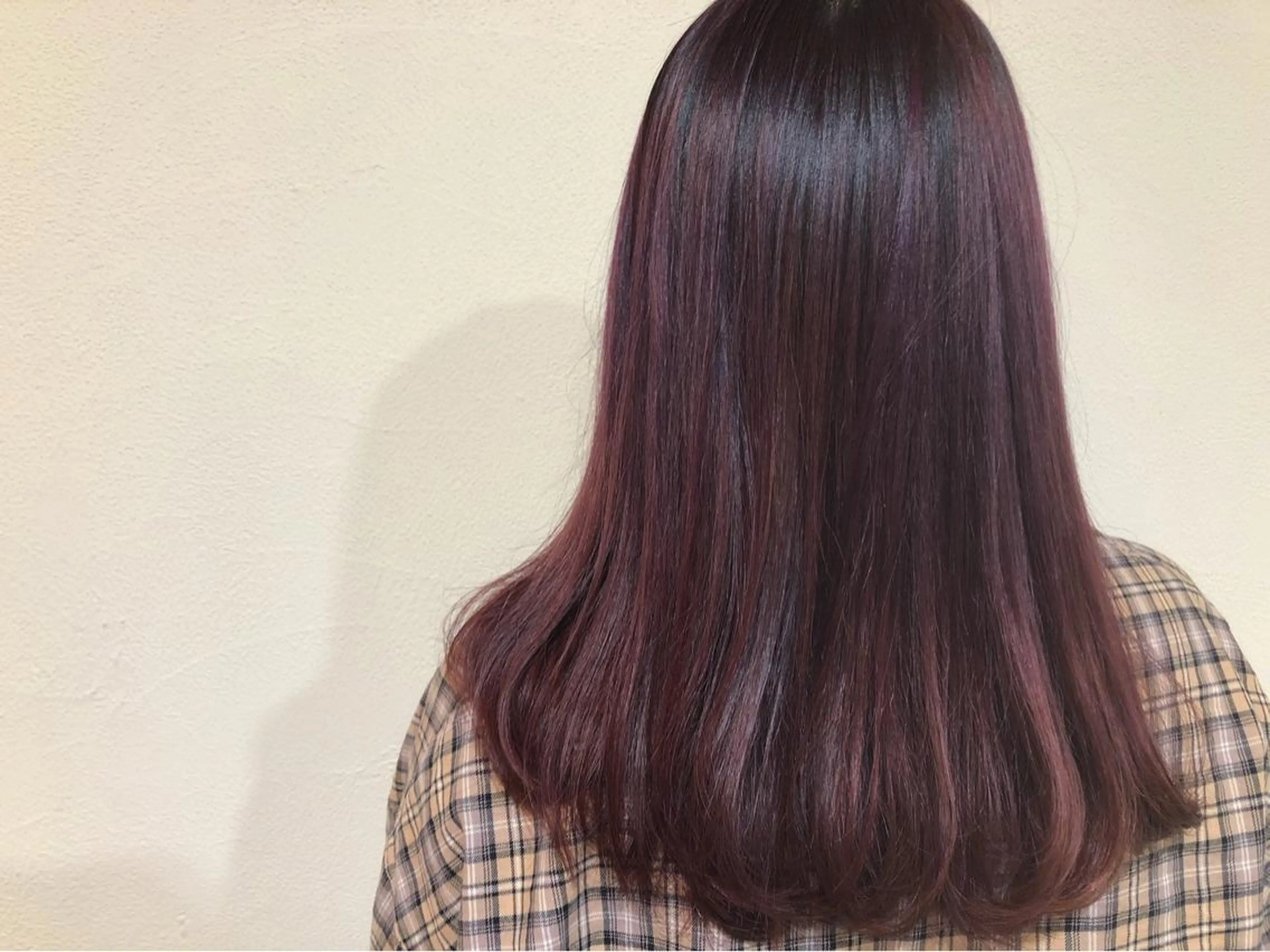 セミロング カラー ブリーチ パープルカラー パ ルのヘアスタイル