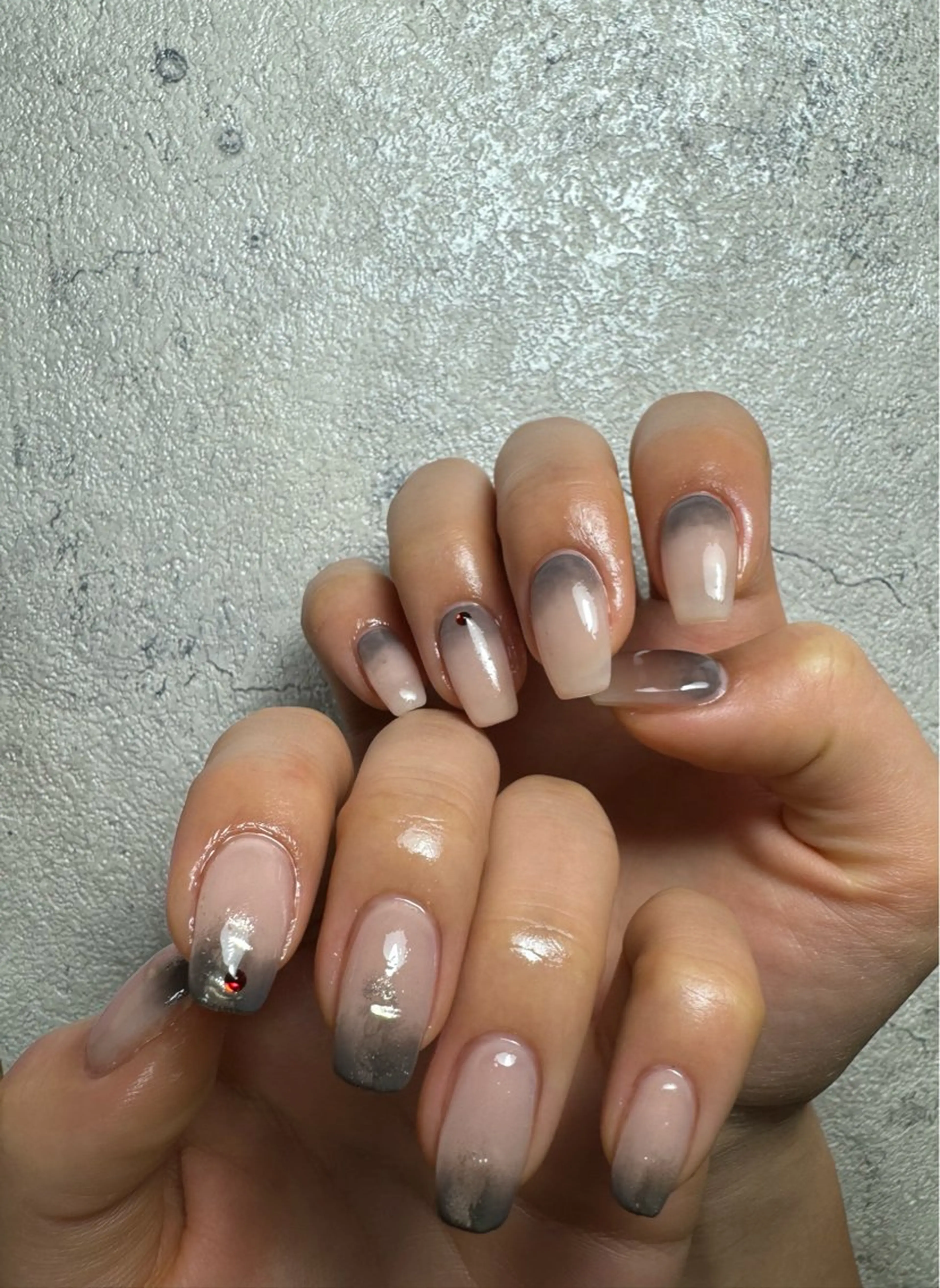 ネイル ジェルネイル グラデーション 韓国ネイル 持ち込み パラジェル ハンドネイル flowers nailのネイルデザイン