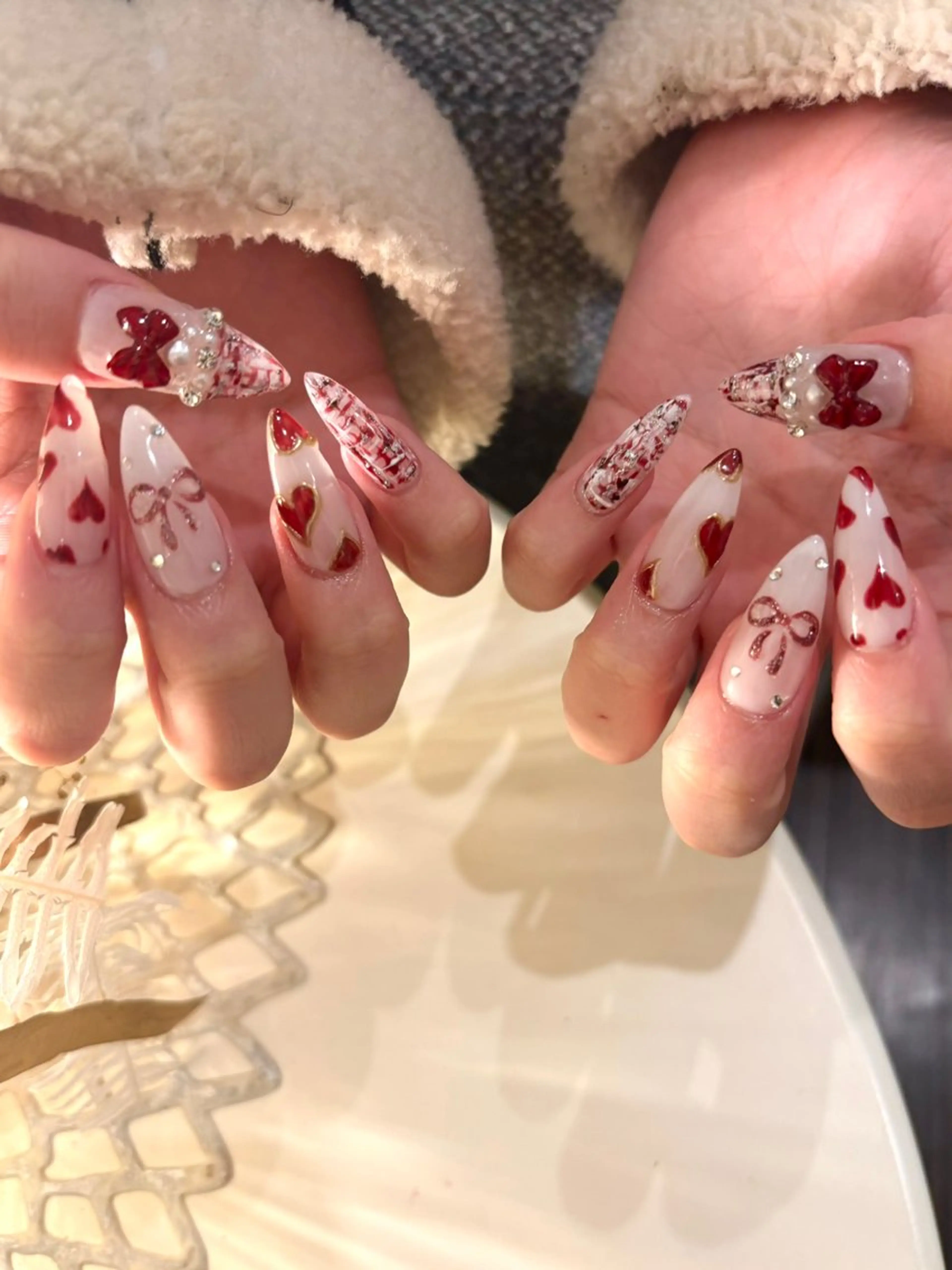 ネイル ジェルネイル ガーリー ハート マグネットネイル 持ち込み ハンドネイル Blue　daisy　栄本店 【ブルーデイジー】所属・Blue daisy 栄本店のネイルデザイン