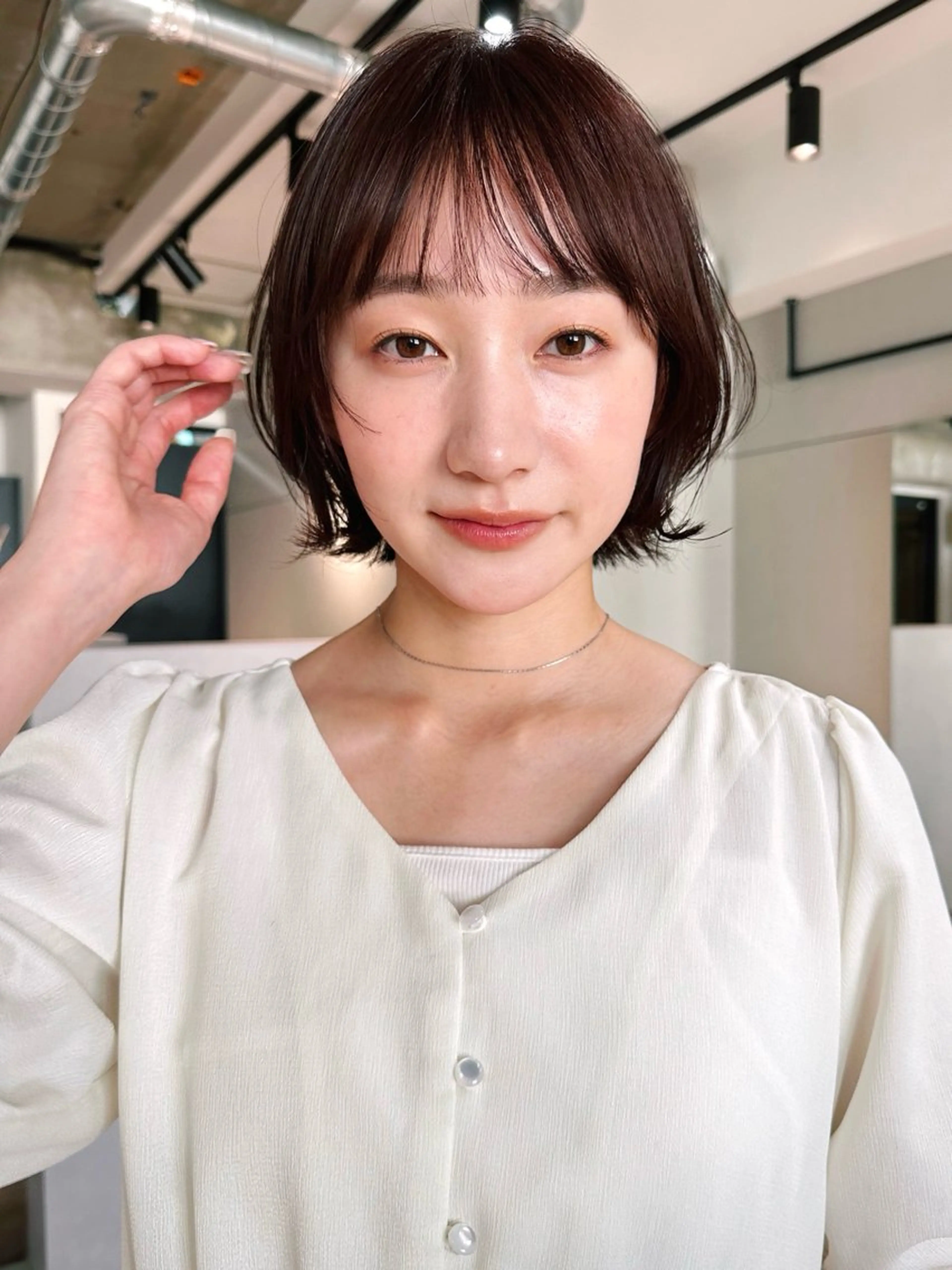 ショート カラー パーマ 🫧小顔×似合わせ× 透明感カラー🫧のヘアスタイル