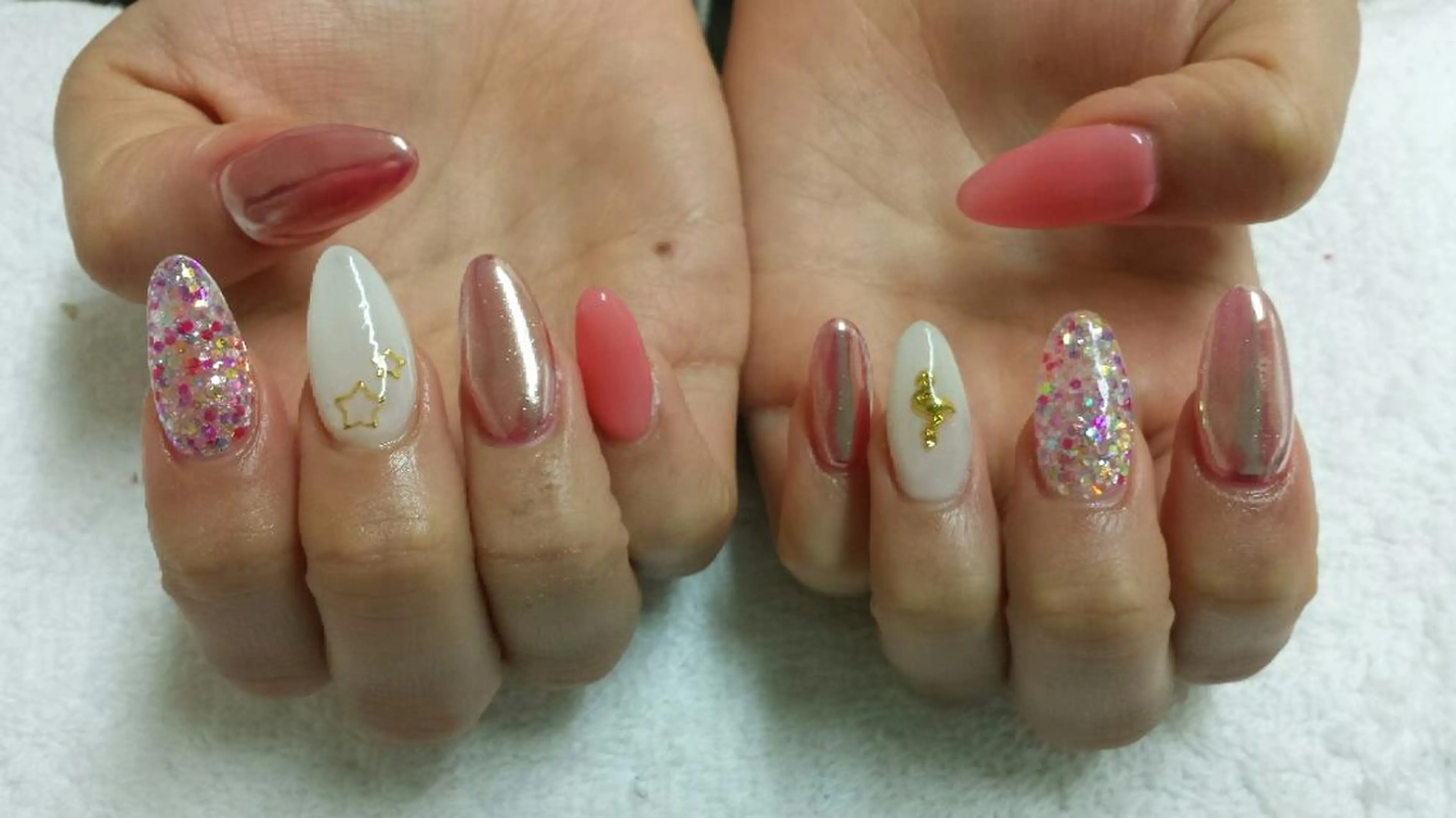 ネイル 河野ちえ (雑誌掲載サロン)のネイルデザイン