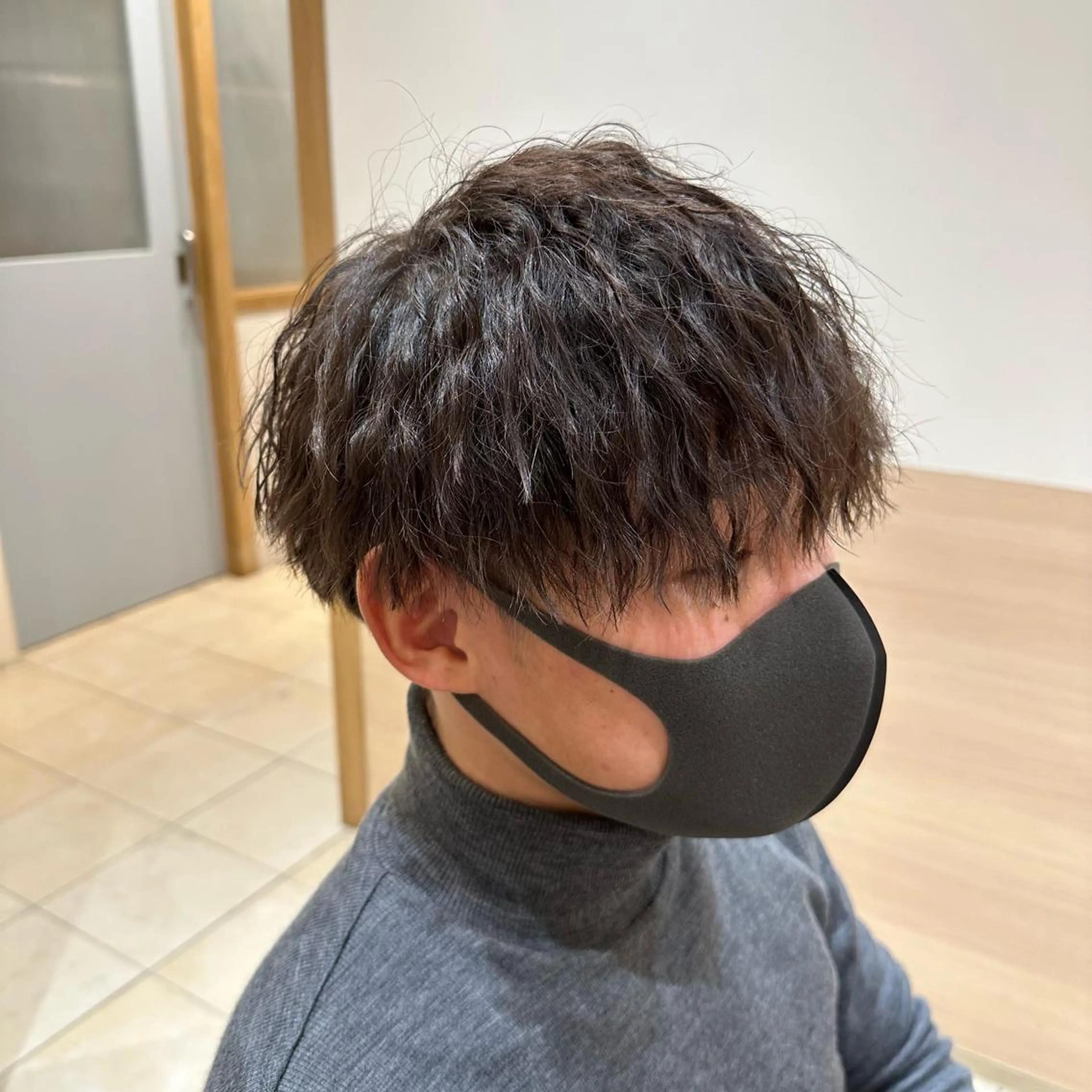 ショート メンズ メンズパーマ Geniee horie所属・ともや 髪質改善縮毛矯正のヘアスタイル