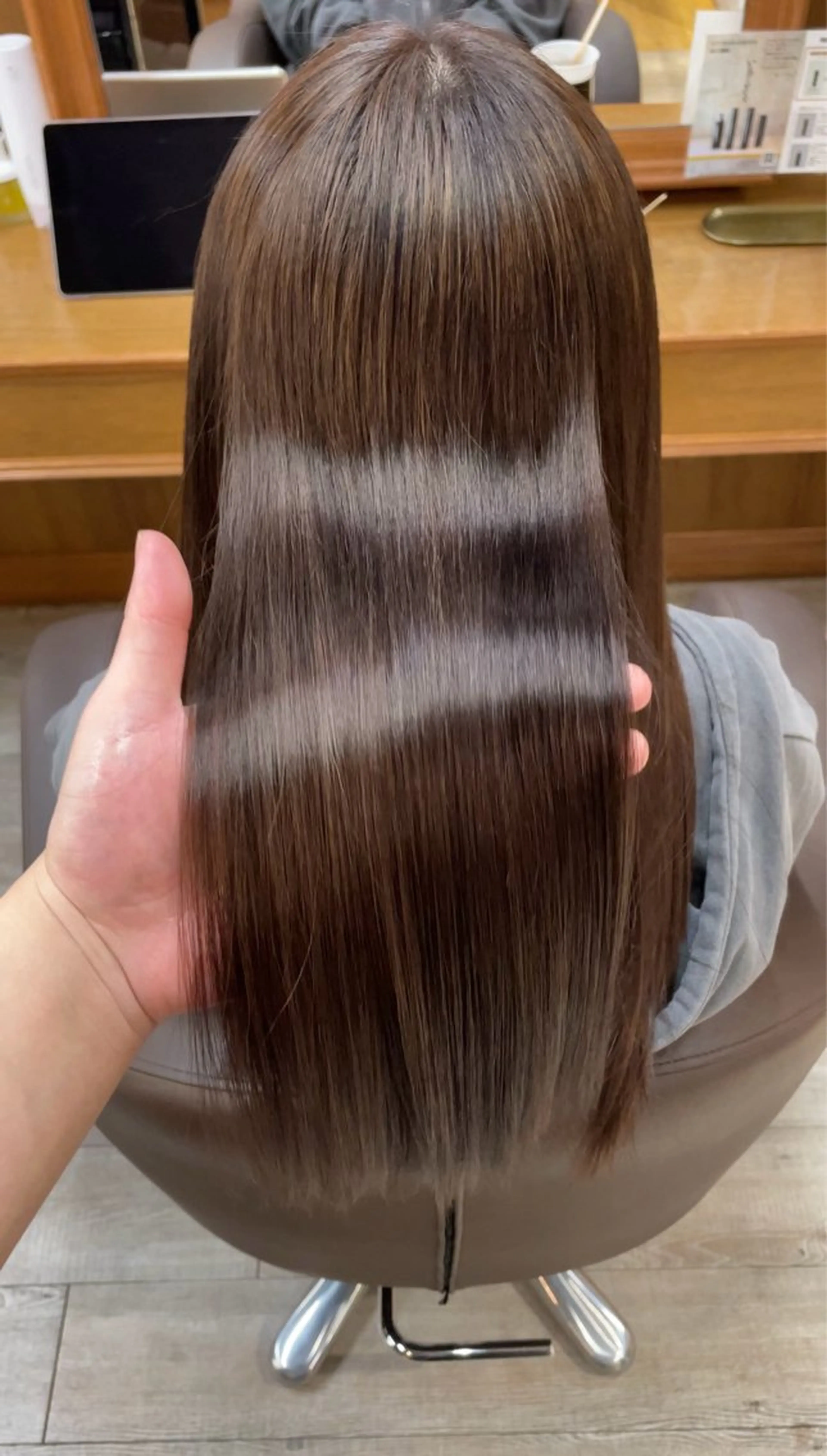 ロング カラー ヘアカラー トリートメント Charmant【シェルマン】所属・〘Charmant〙 レイのヘアスタイル