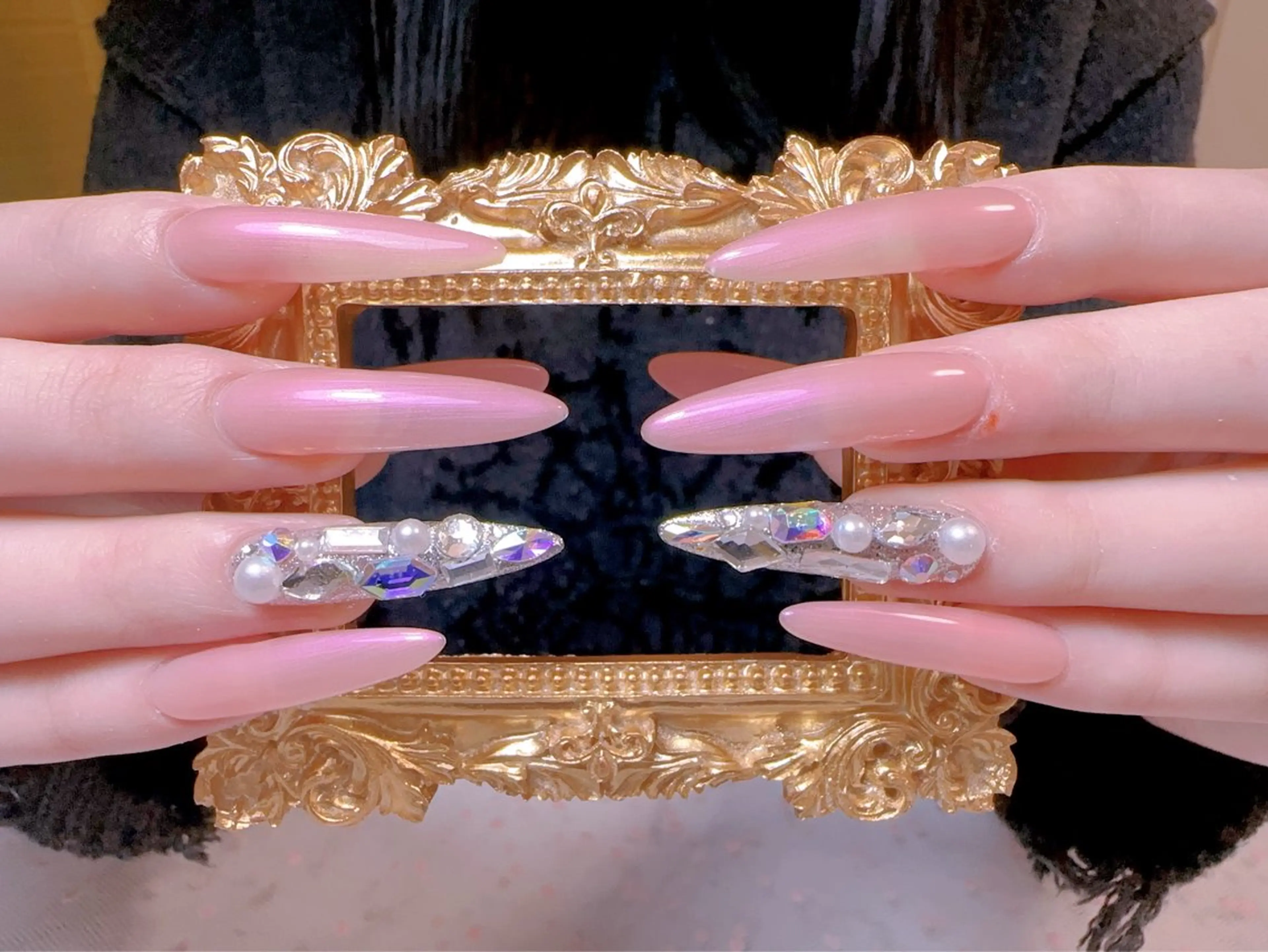 ネイル オーロラネイル フットネイル 韓国ネイル ラメ(グリッター) ラメグラデーション ハンドネイル Belle nail salon 新小岩のネイルデザイン