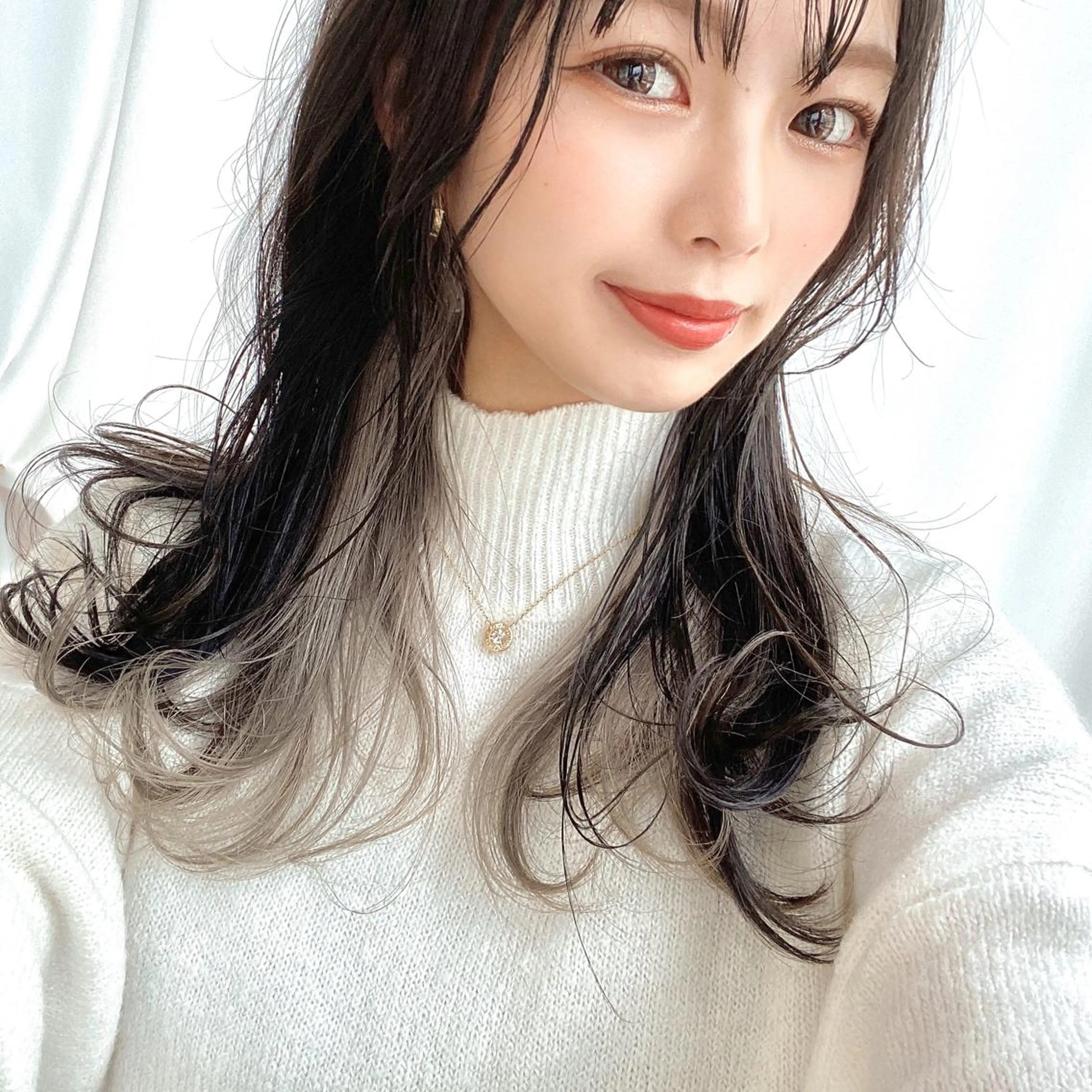 セミロング Trip 大名🌟 ダブルカラーのヘアスタイル