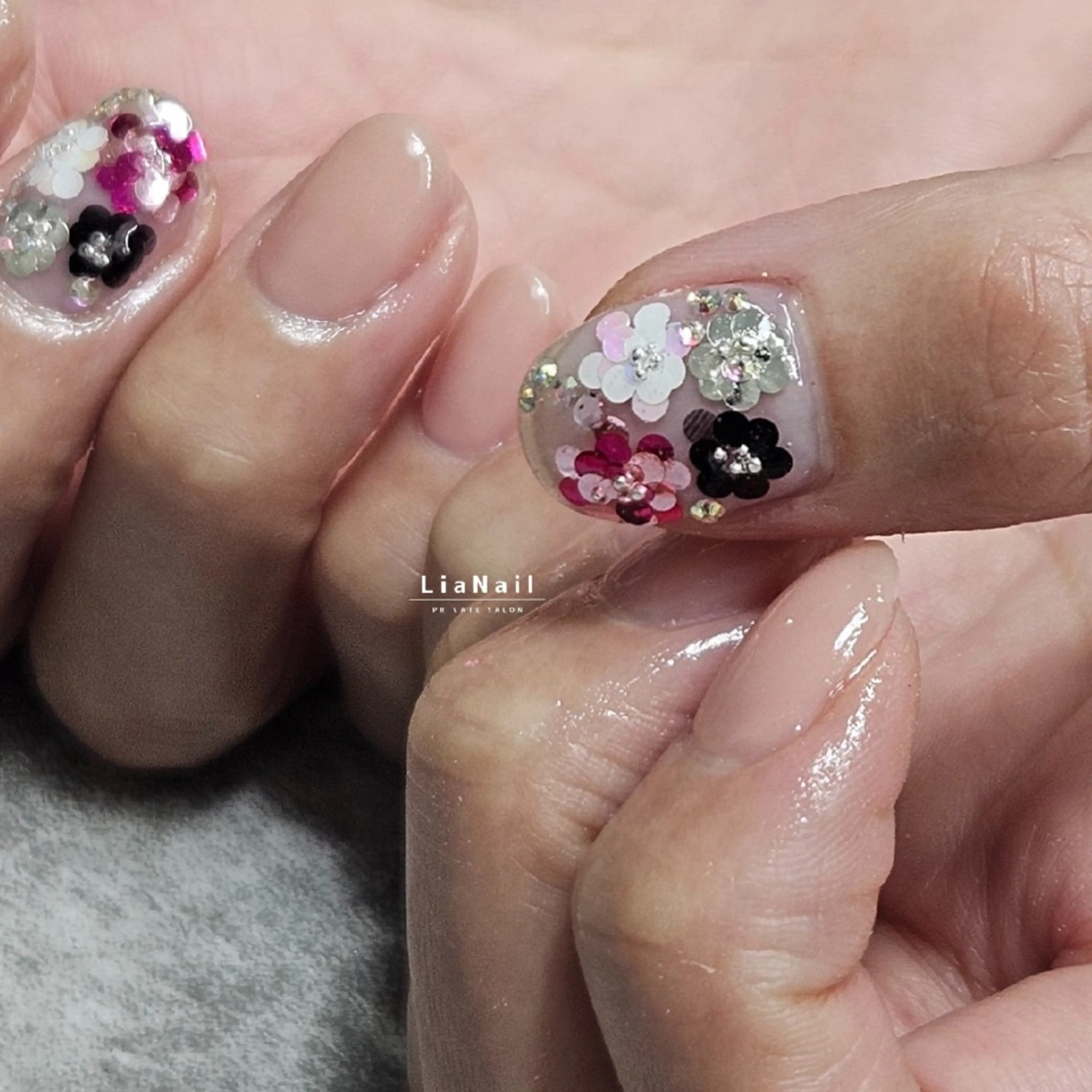 ネイル ハンドネイル Lia Nailのネイルデザイン
