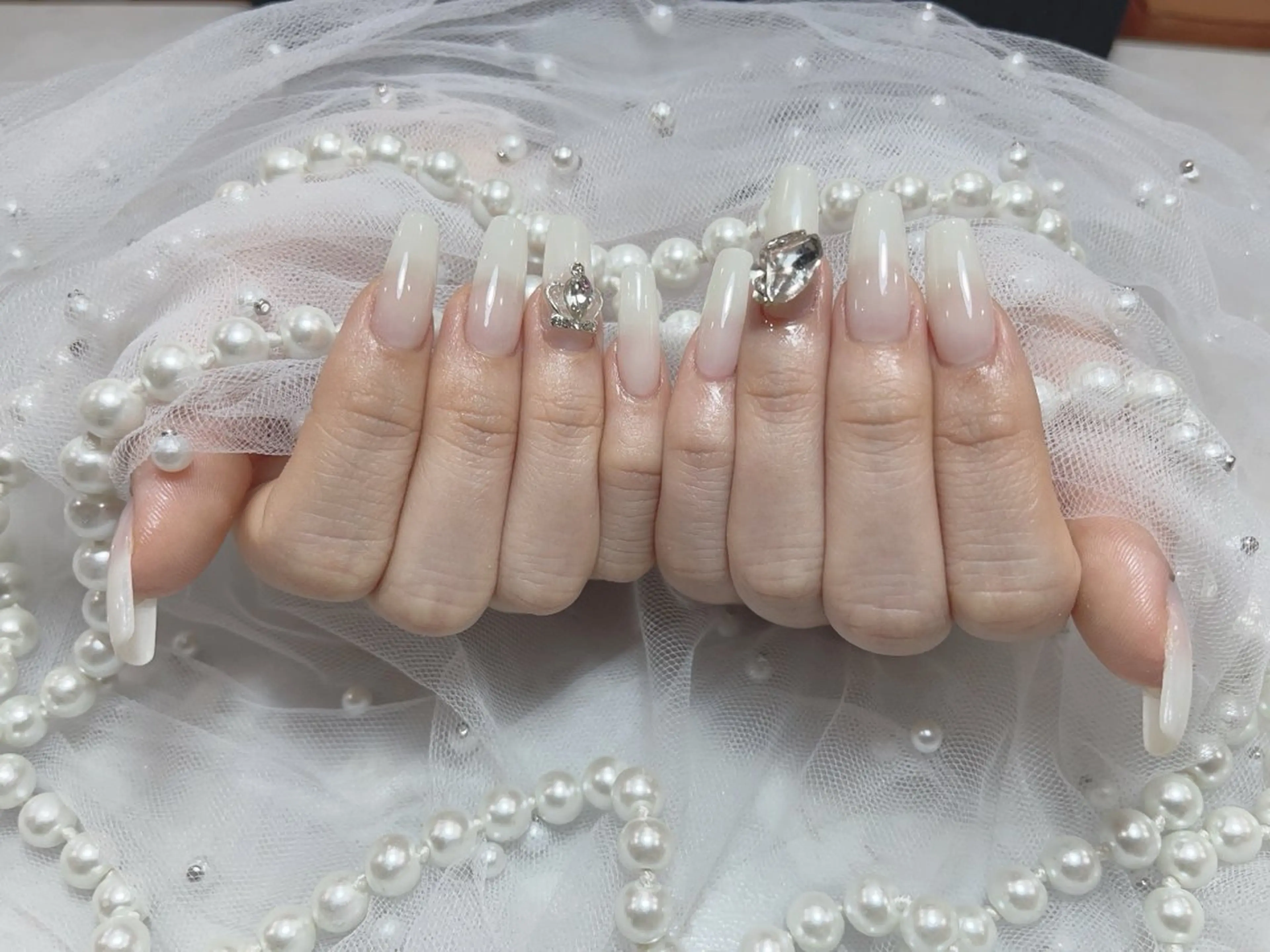 ネイル アートネイル フラッシュネイル フレンチネイル ガラスフレンチ グラデーション M2beauty Renaのネイルデザイン