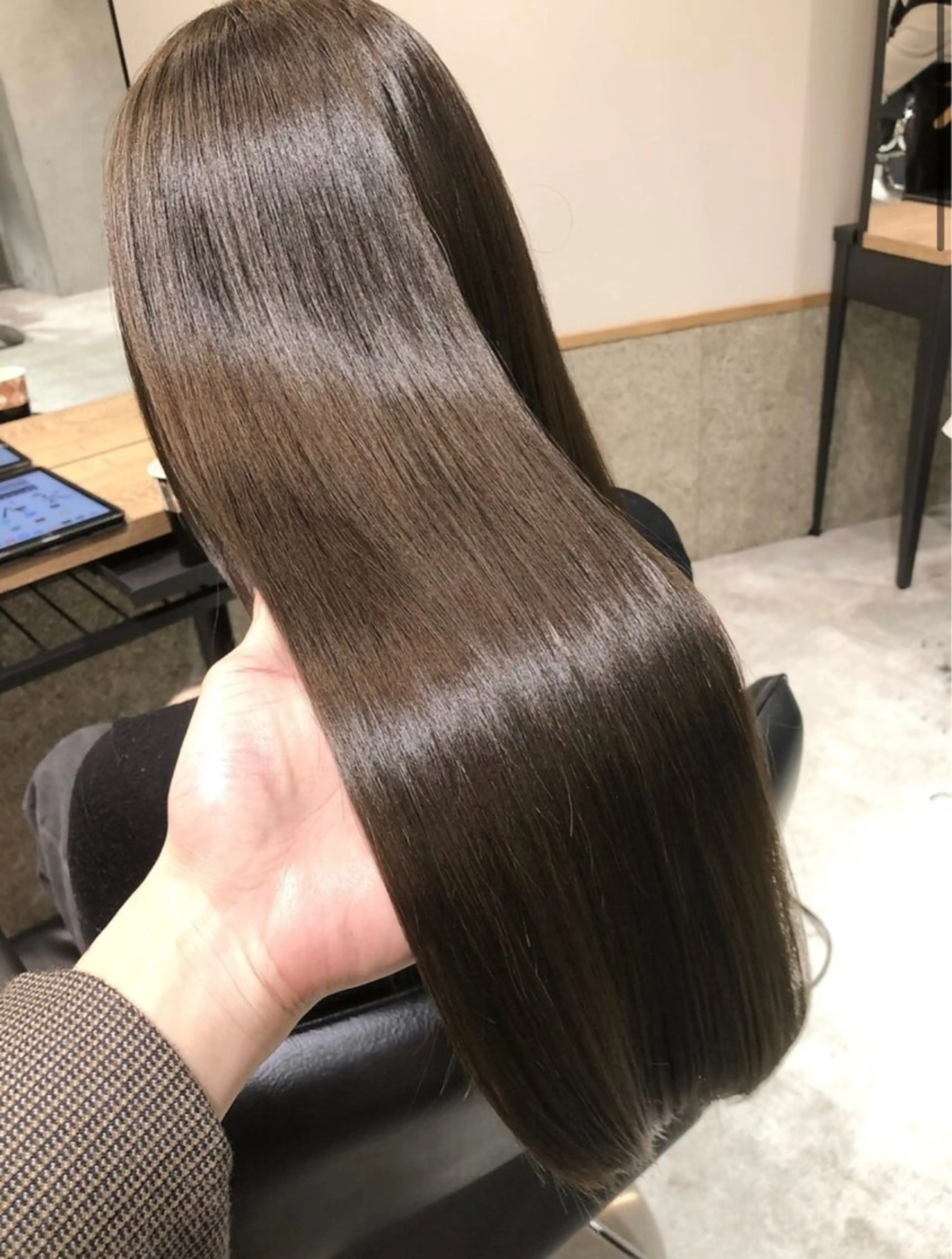 ロング カラー Ashanti 古谷のヘアスタイル