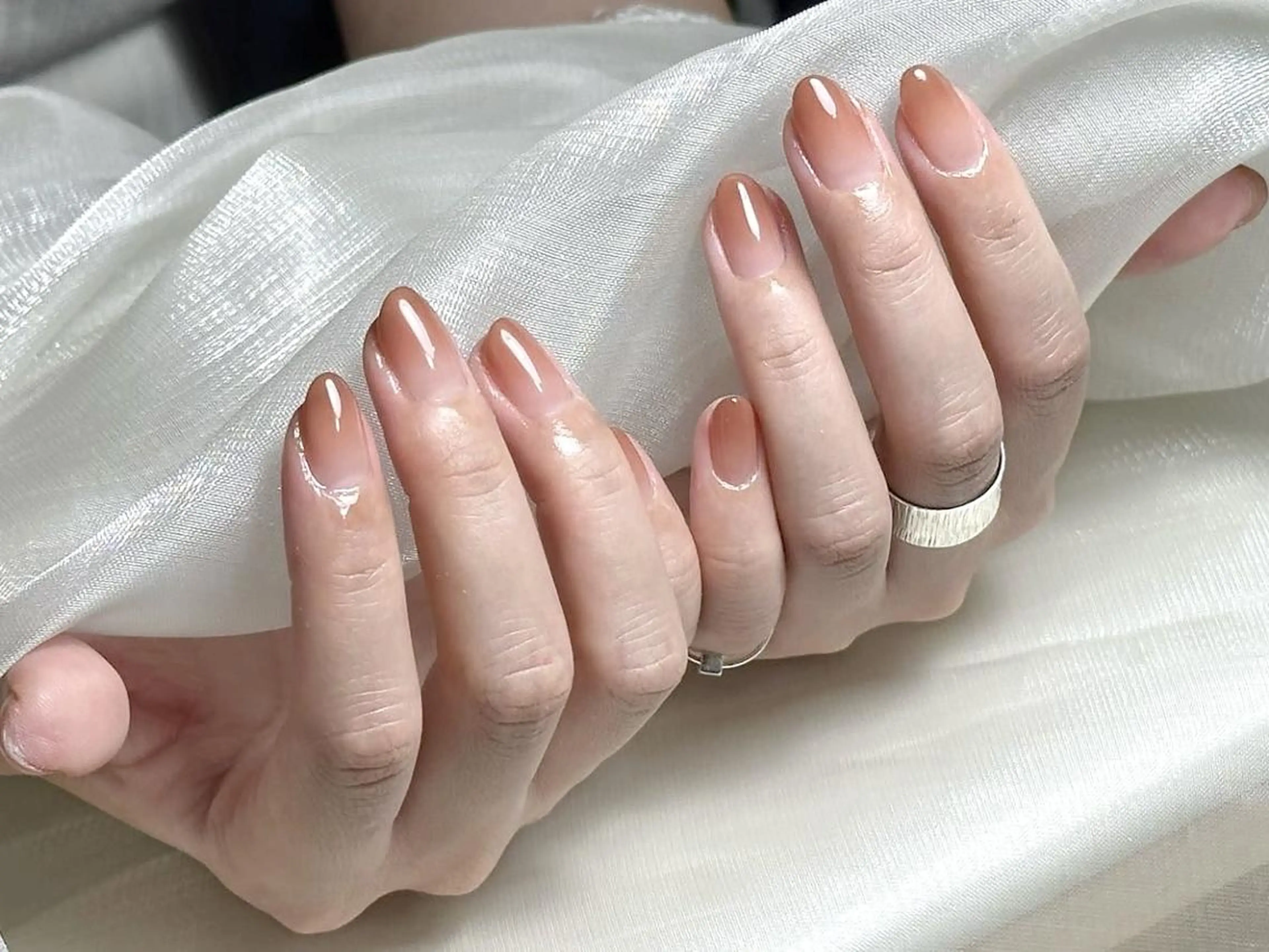 ネイル 長さ出し フレンチネイル グラデーション マグネットネイル マグネットフレンチ ハンドネイル ハンドケア るか 池袋のネイルデザイン