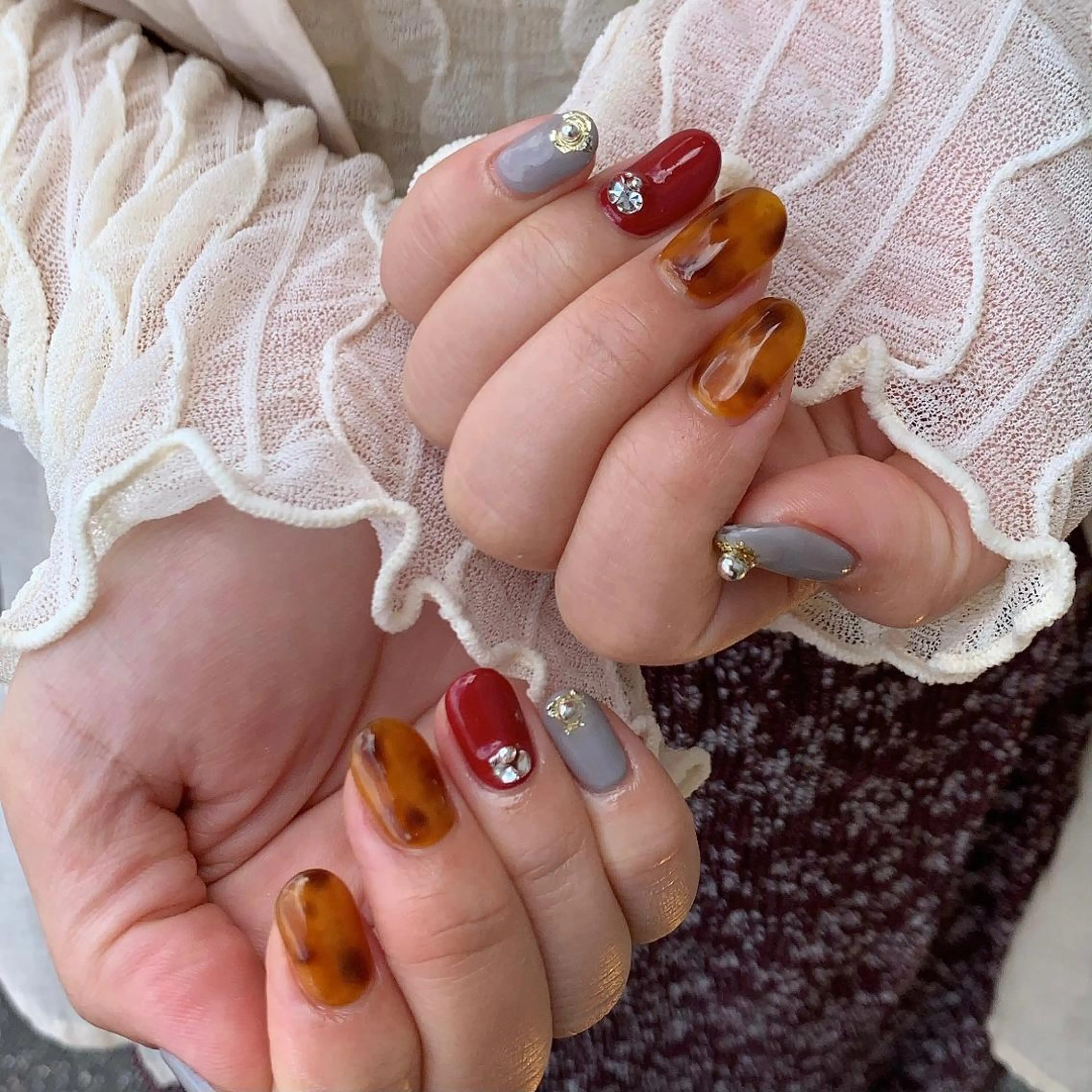 ネイル べっ甲ネイル private nailsalon Fofo所属・Fofo フォフォのネイルデザイン