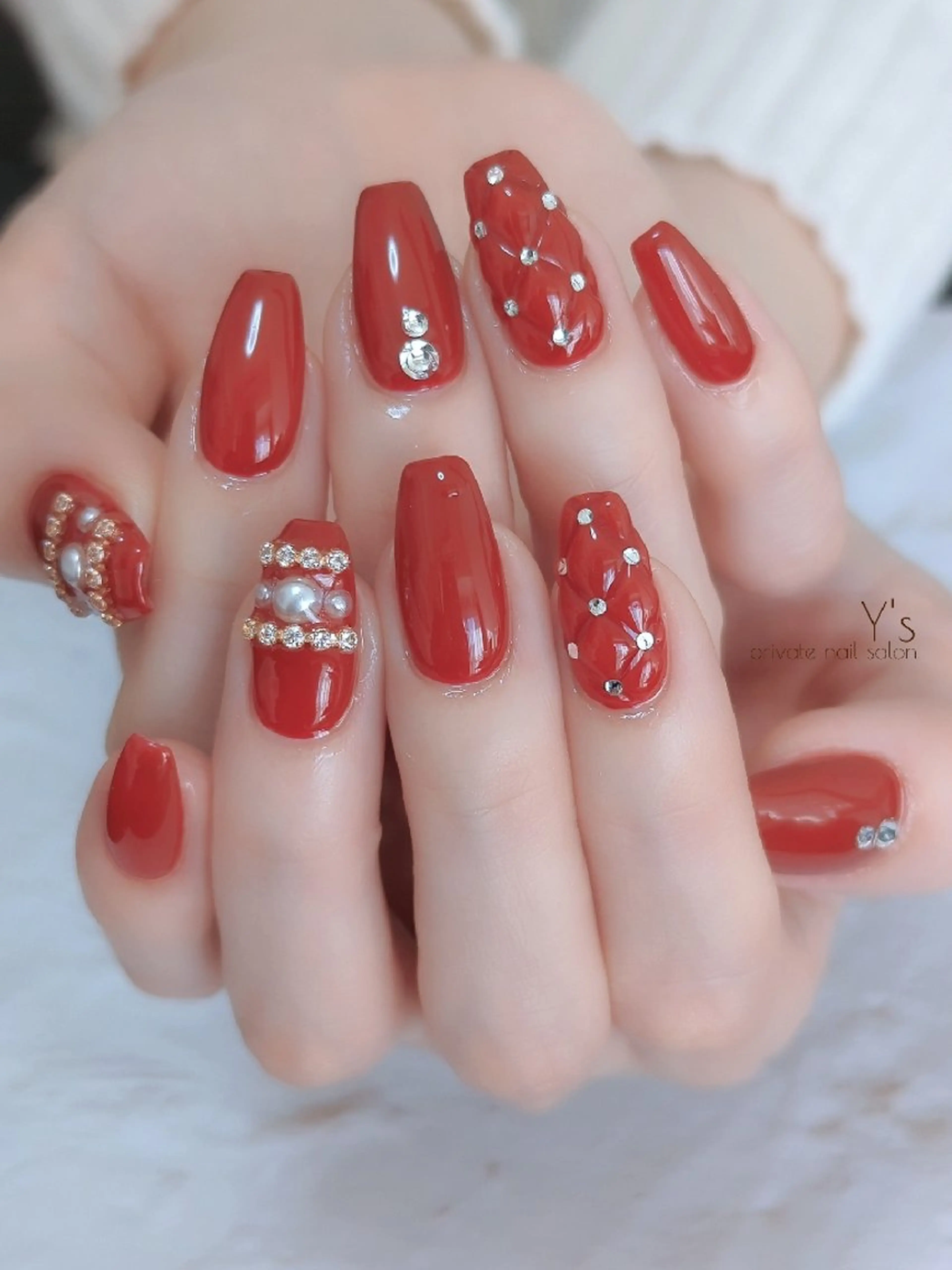 ネイル ハンドネイル YUMI NAGAI  のネイルデザイン