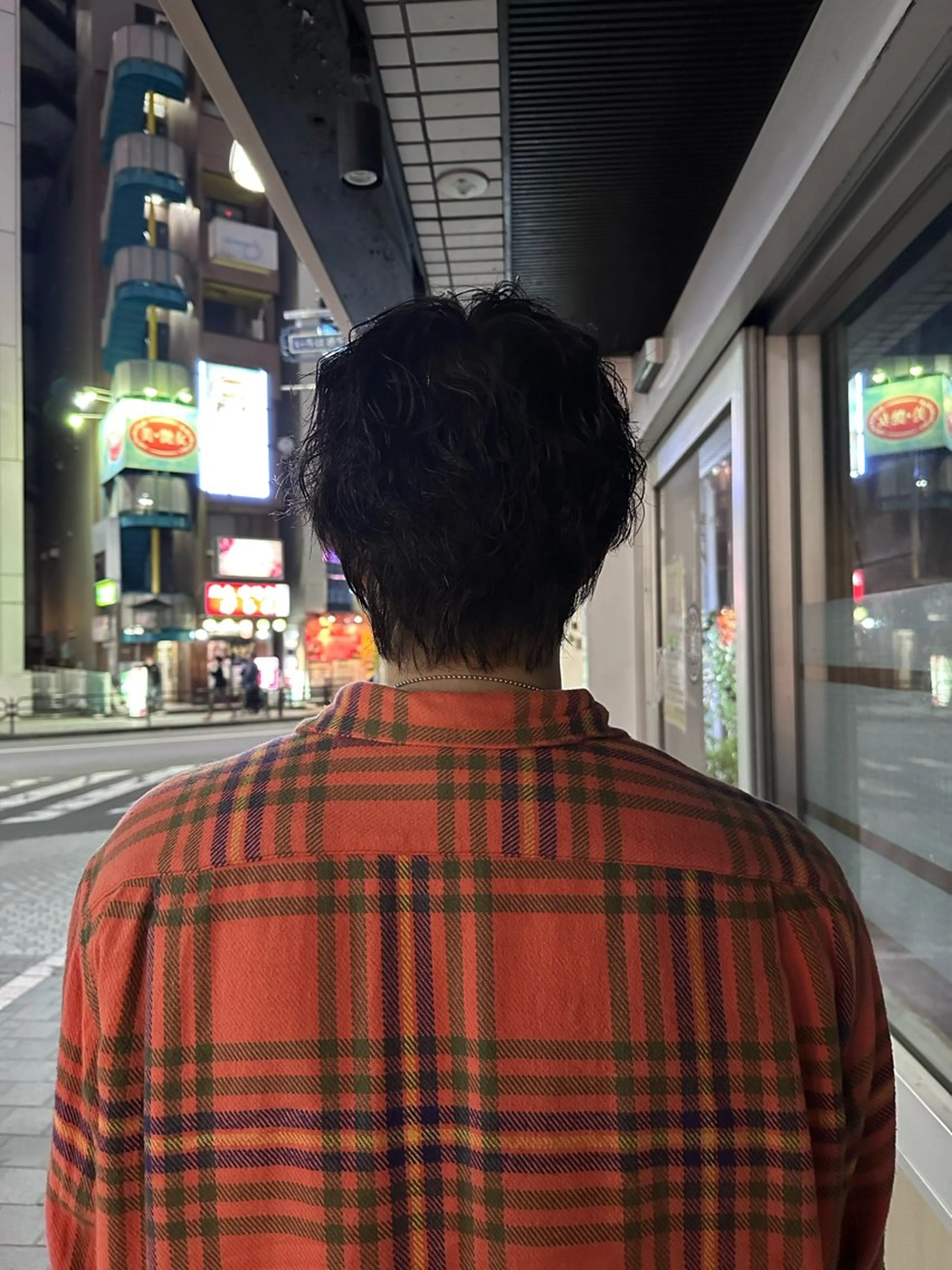 ミディアム カラー メンズ マッシュ 刈り上げ HARUKI🏔️/ メンズ/透け感カラーのヘアスタイル