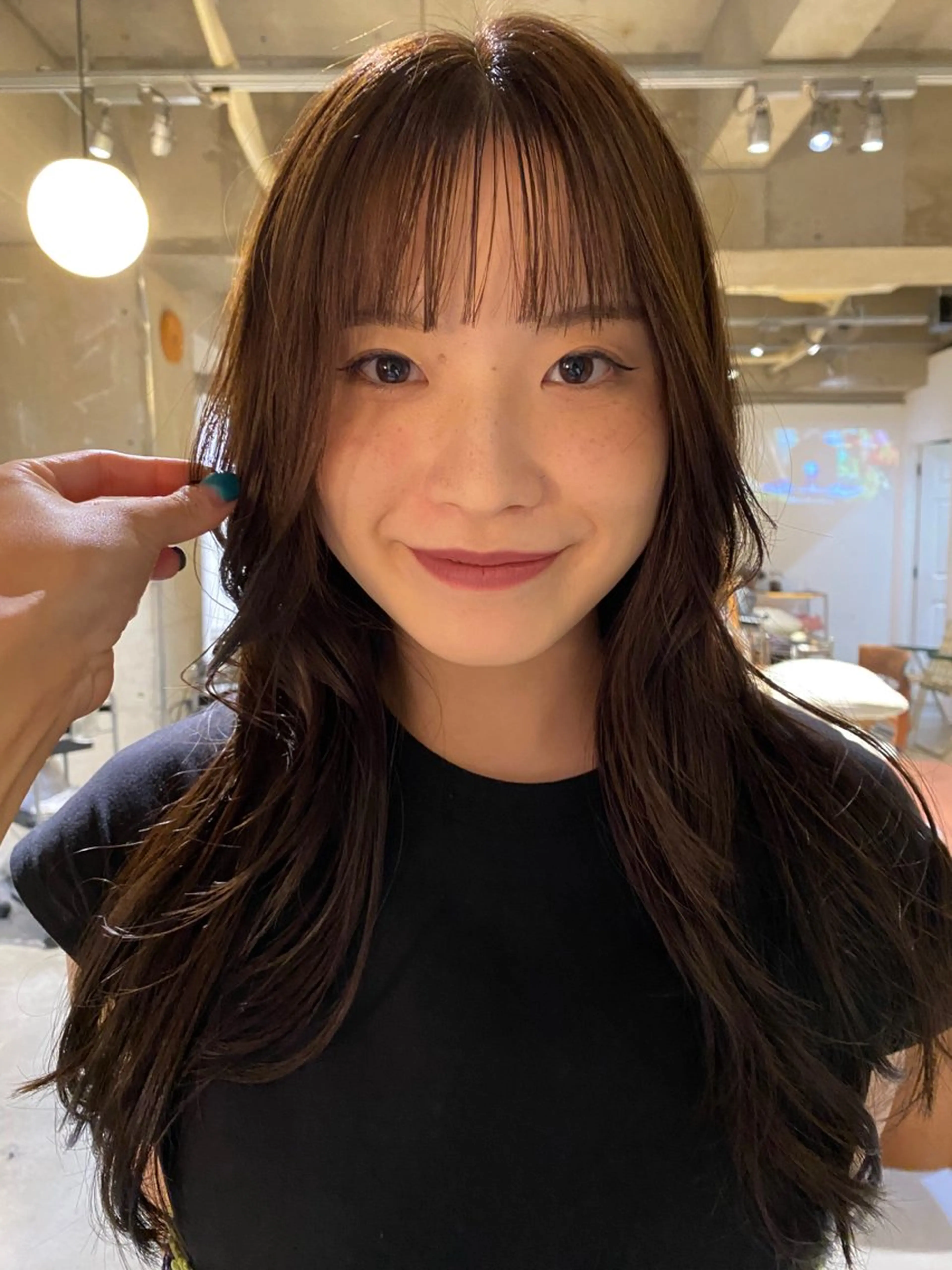 セミロング 顔まわりレイヤー 顔周りカット レイヤーカット PARK　枝元 みうのヘアスタイル