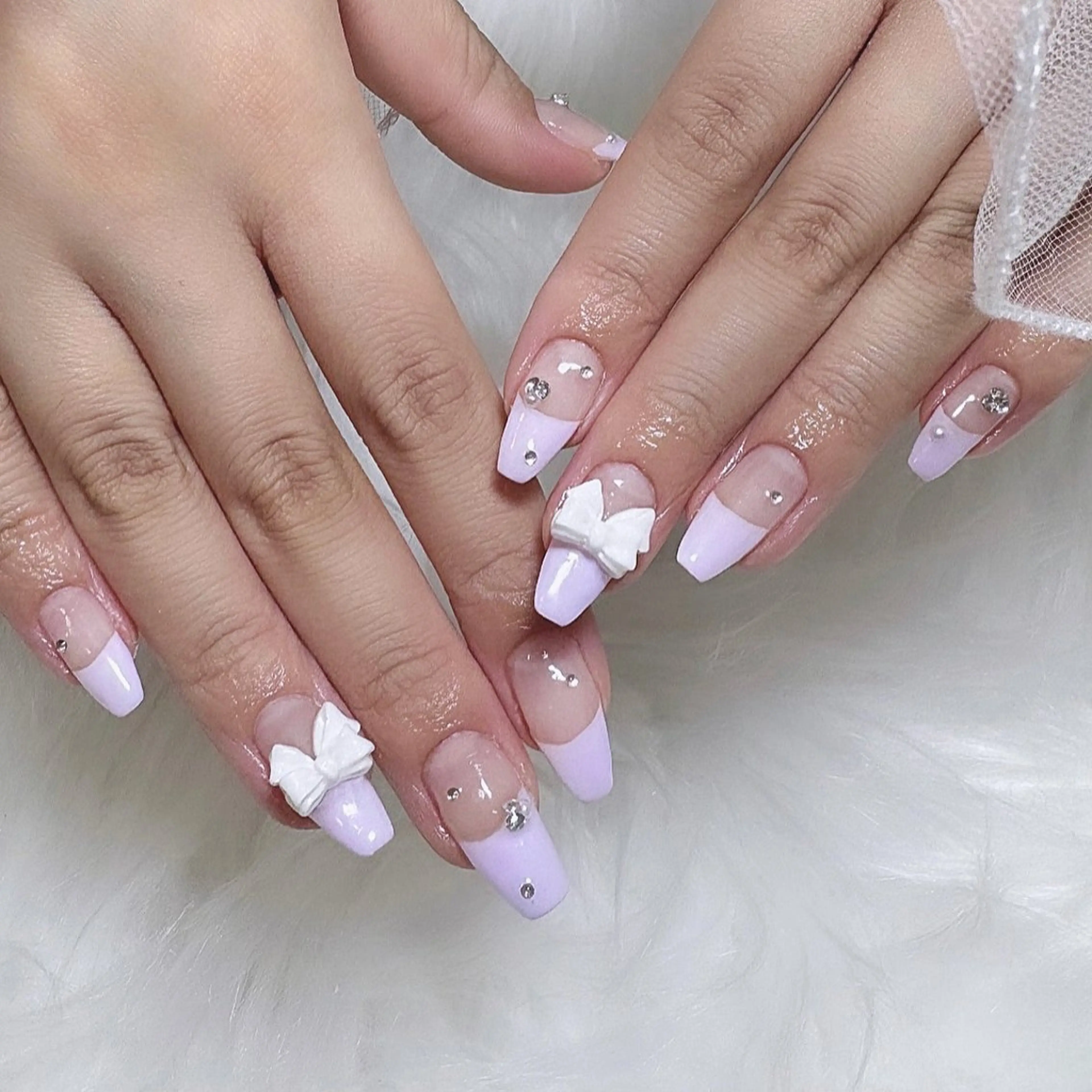 ネイル ハンドネイル シュシュ 🎀 girly nailのネイルデザイン