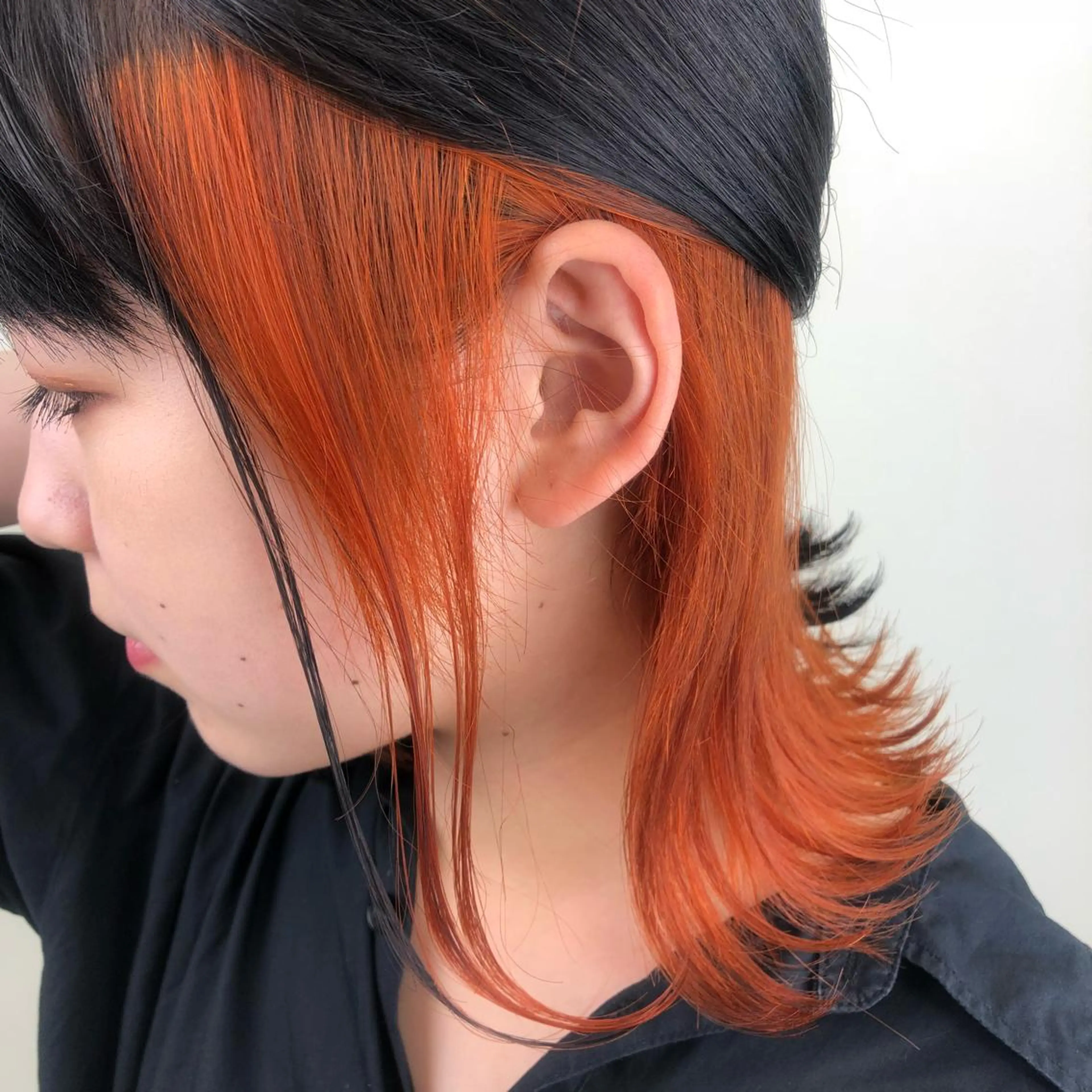 ミディアム カラー ブリーチ ケアブリーチ ダブルカラー インナーカラー オレンジ いしうら みきのヘアスタイル