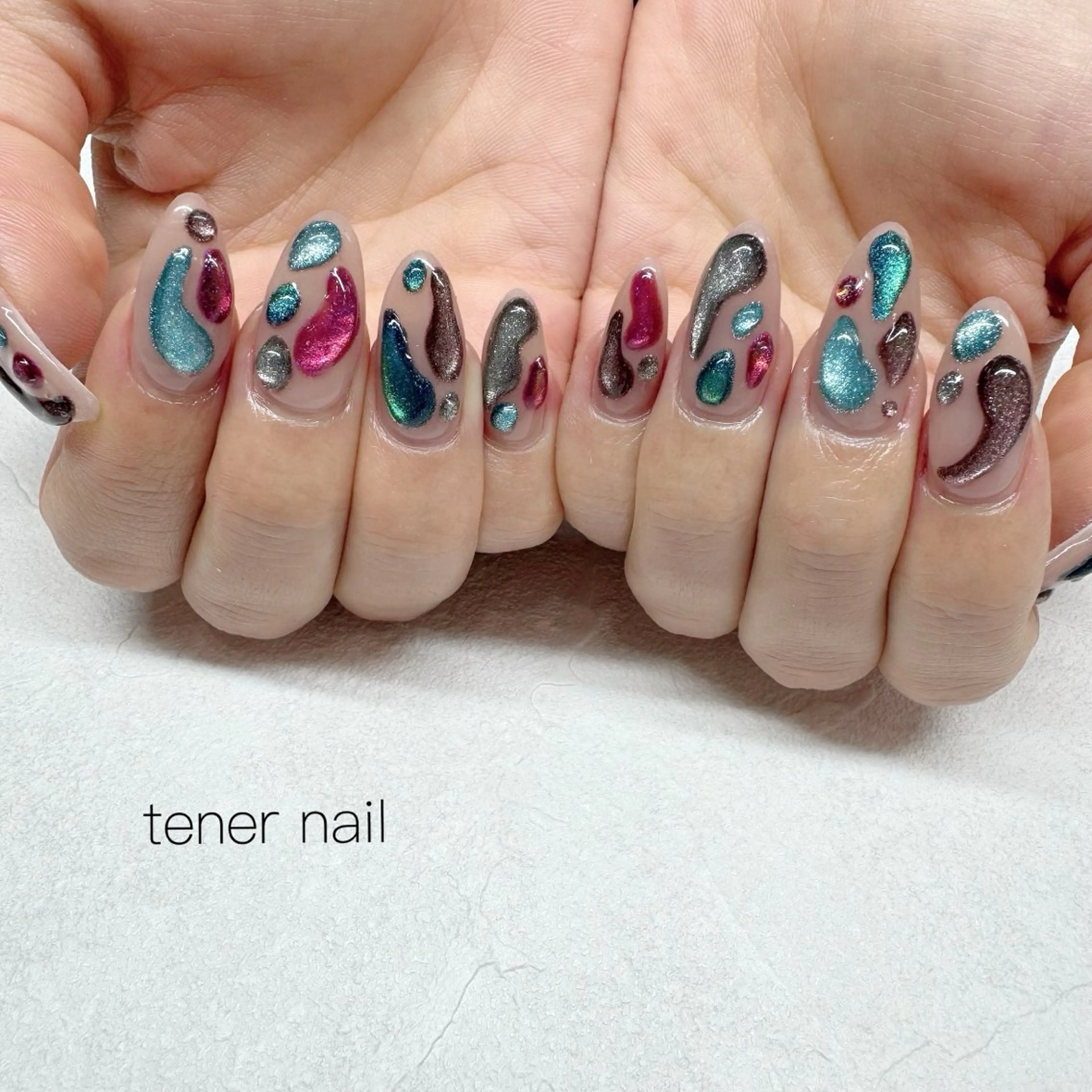 ネイル マグネットネイル ぷっくりネイル ハンドネイル tener  nail  テネルネイル所属・テネルネイル tener nailのネイルデザイン
