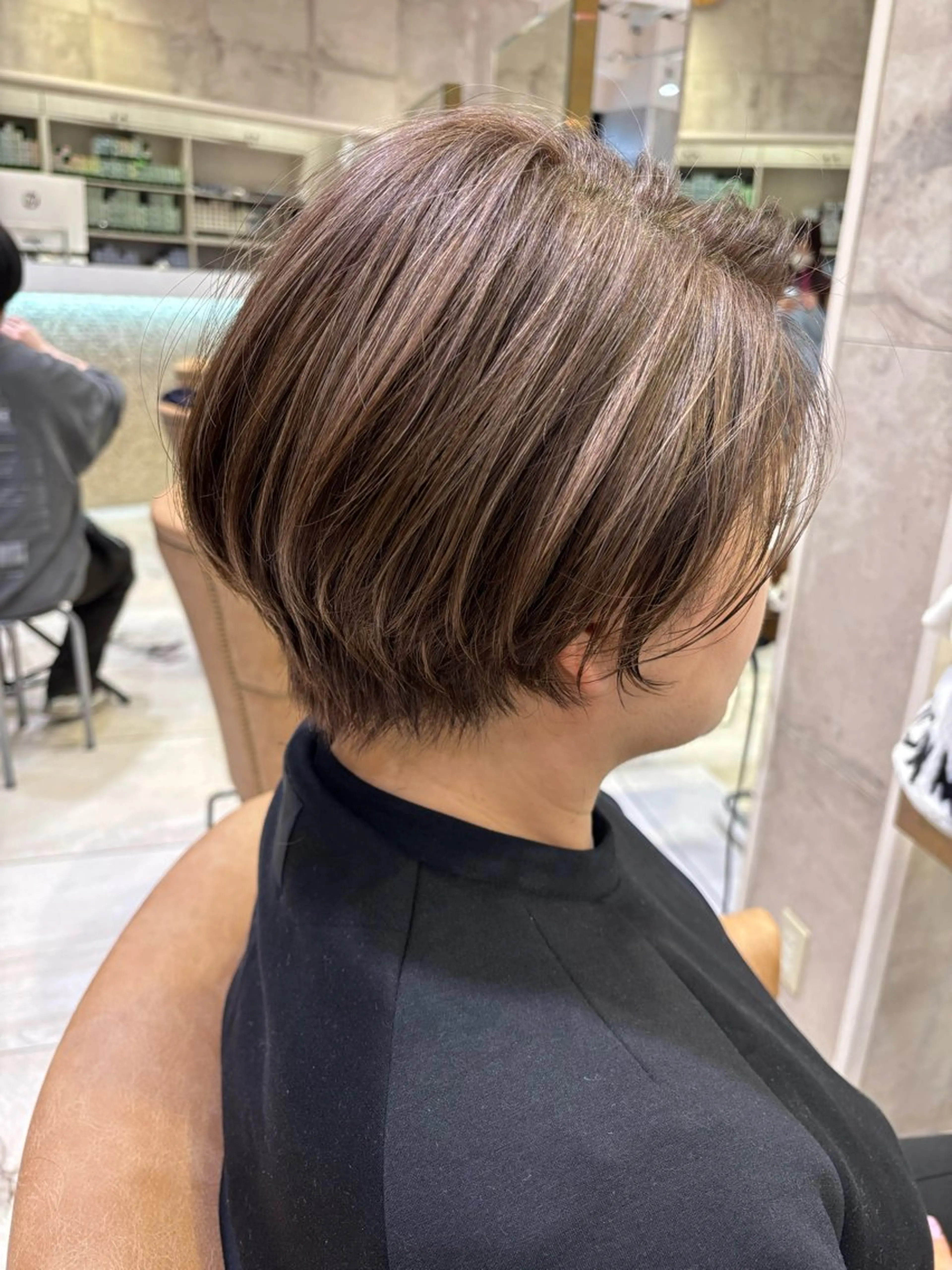 ショート ショートボブ ボブ くびれヘア ショートヘア 無料カットモデル /ショート特化/荒砂のヘアスタイル