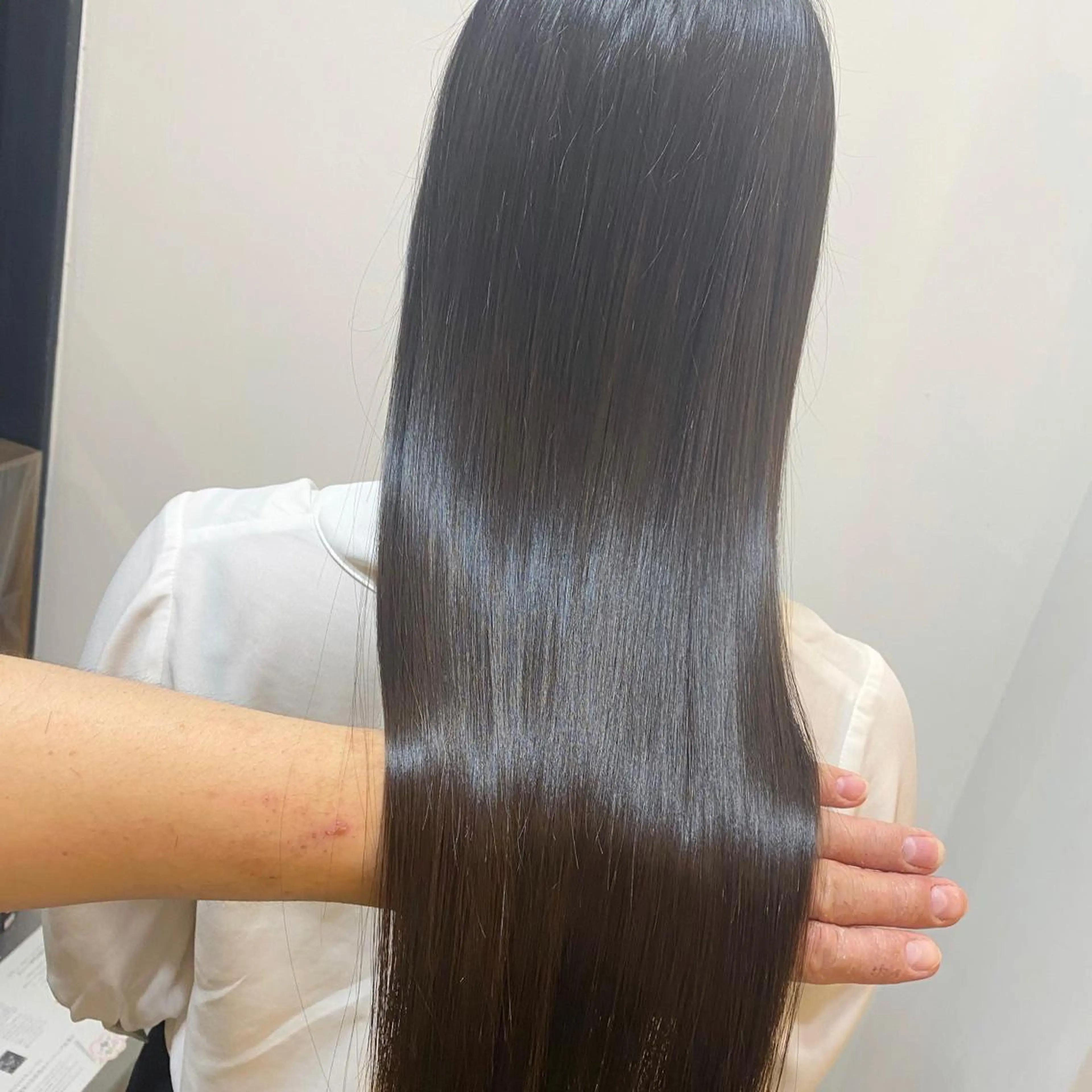 ロング 髪質改善 ロング トリートメント 酸熱トリートメント ASILE（アジール）所属・髪質改善講師 安東駿介のヘアスタイル