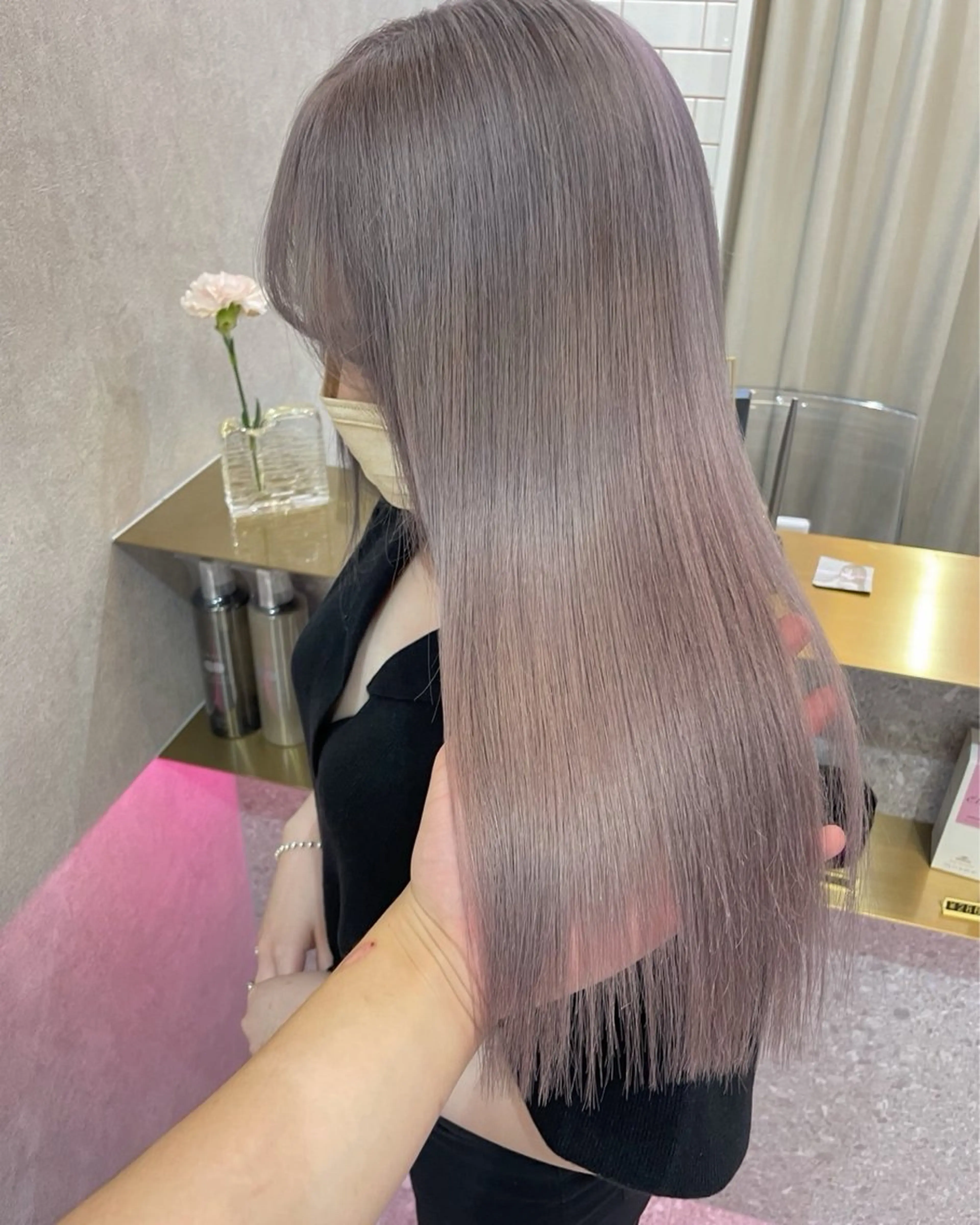 カラー ブリーチ ケアブリーチ 透明感カラー ハイトーンカラー monaヘアアレンジ /ハイトーンのヘアスタイル