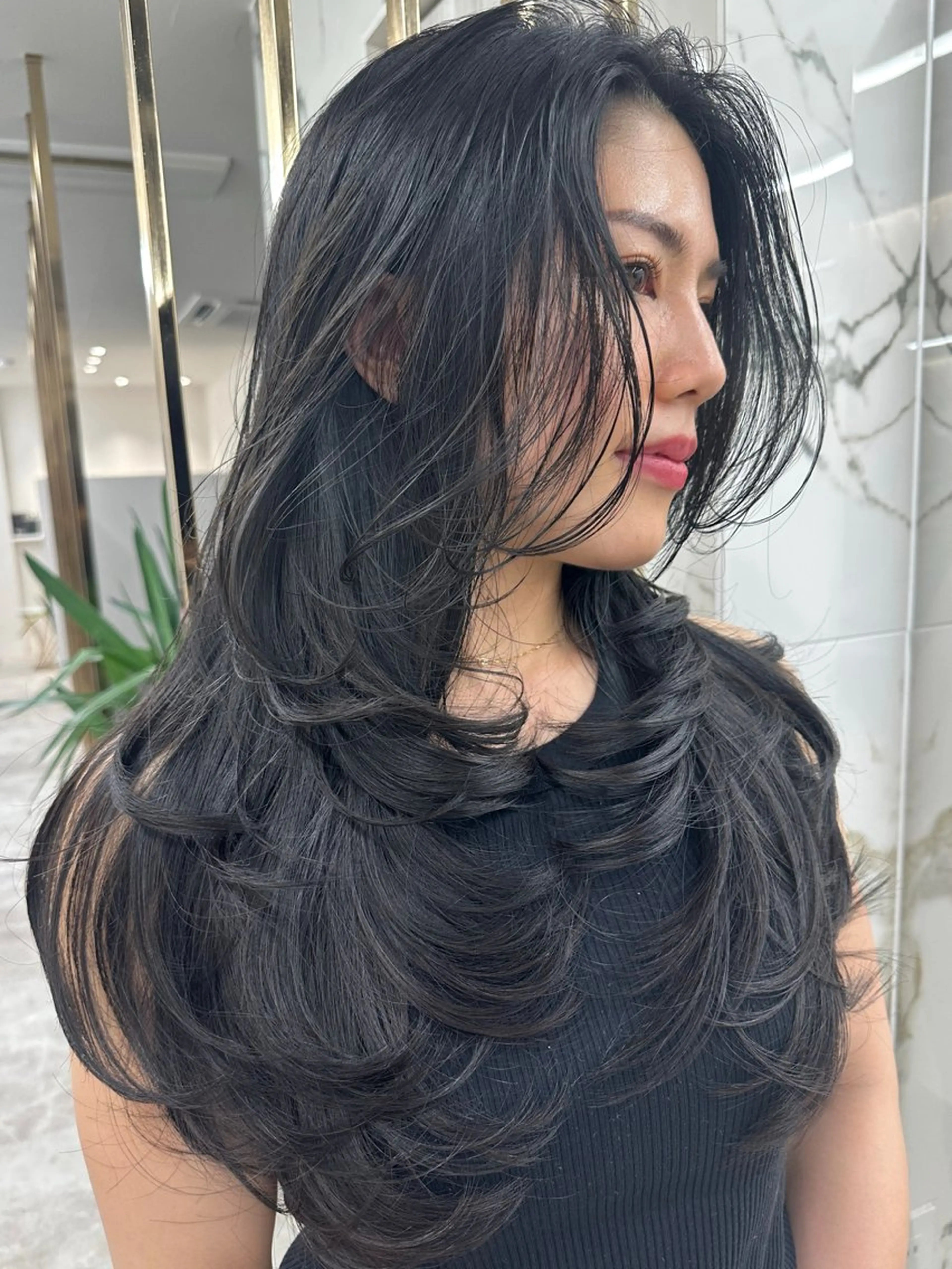 ロング ETOILE所属・上田 美尋(Mihiro)のヘアスタイル