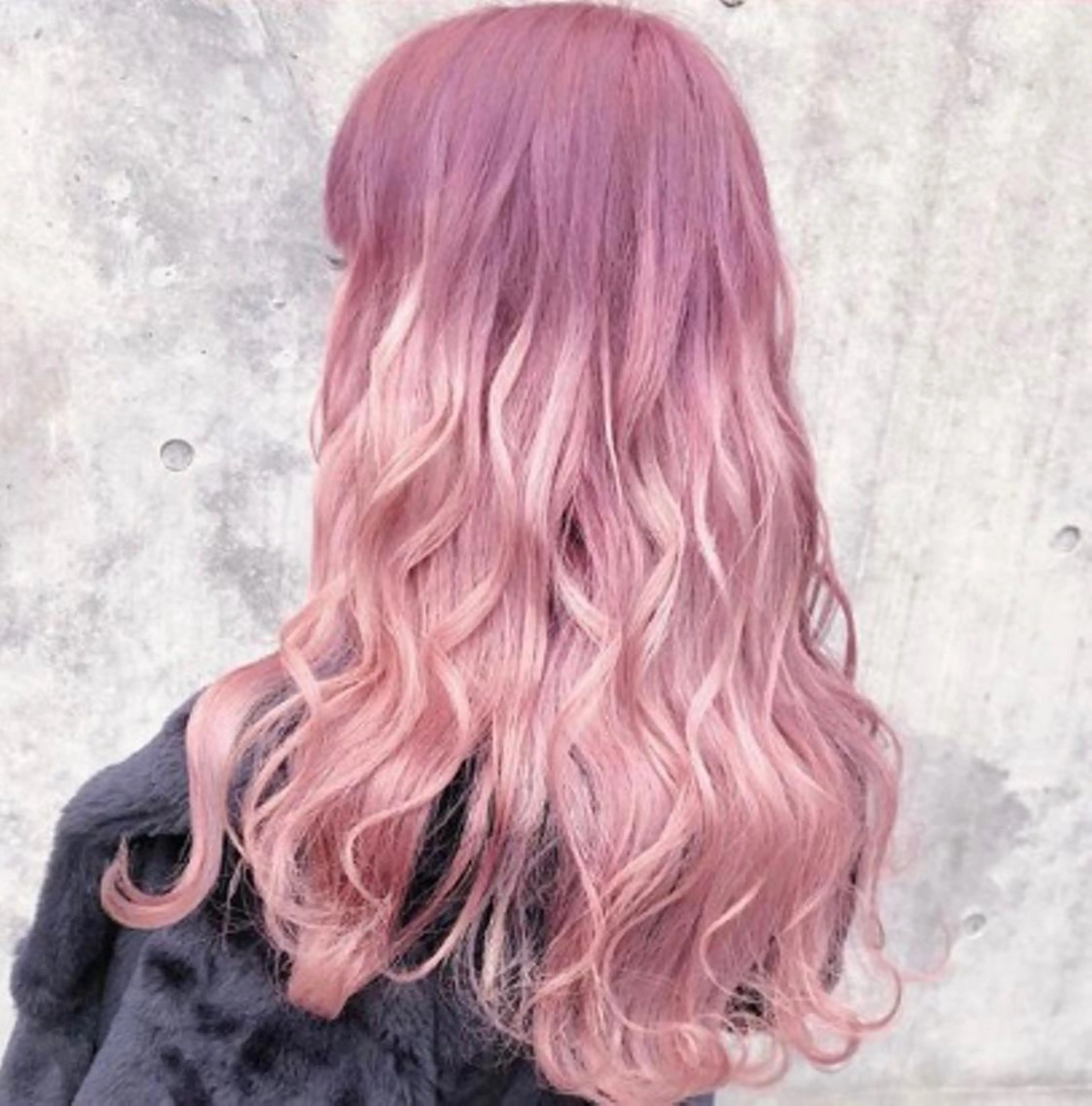 ロング アッシュ アッシュグレー パープルカラー 外国人風カラー ヘアカラー トリートメント ヘアセット 🩰nanaka 🩰のヘアスタイル