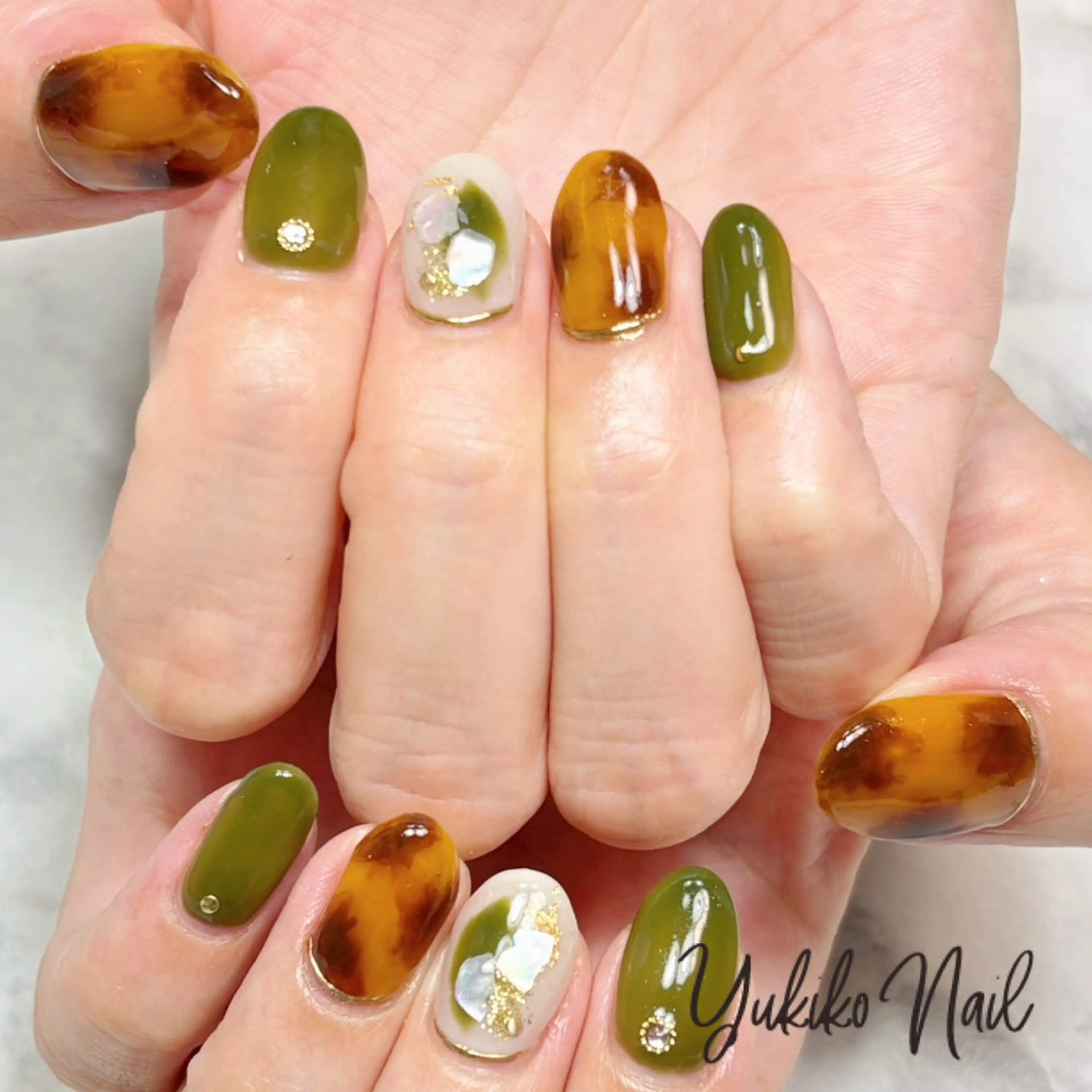 ネイル べっ甲ネイル ユキコ ネイルのネイルデザイン