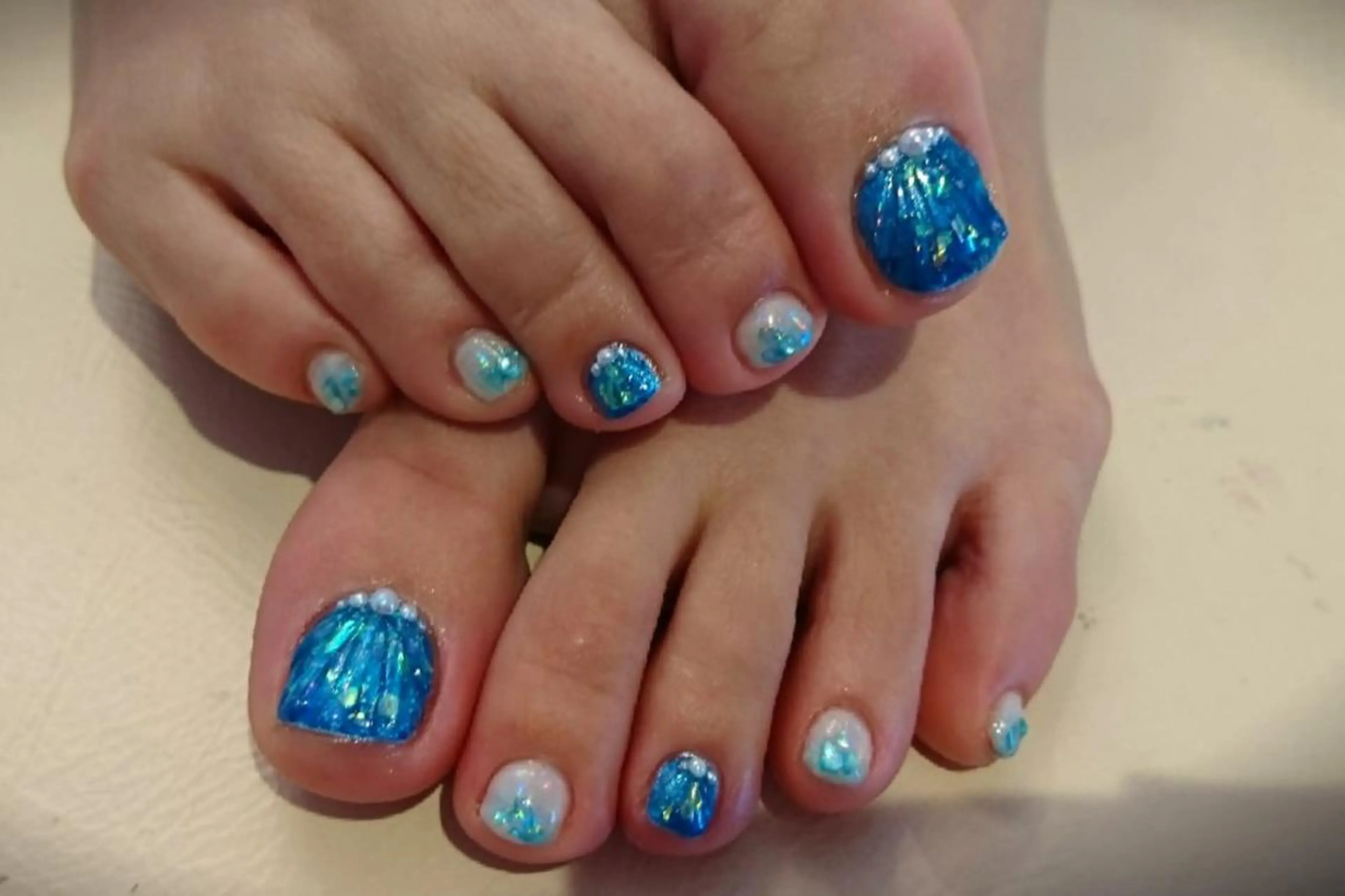 ネイル フットネイル キラキラネイル nail yukkoのネイルデザイン