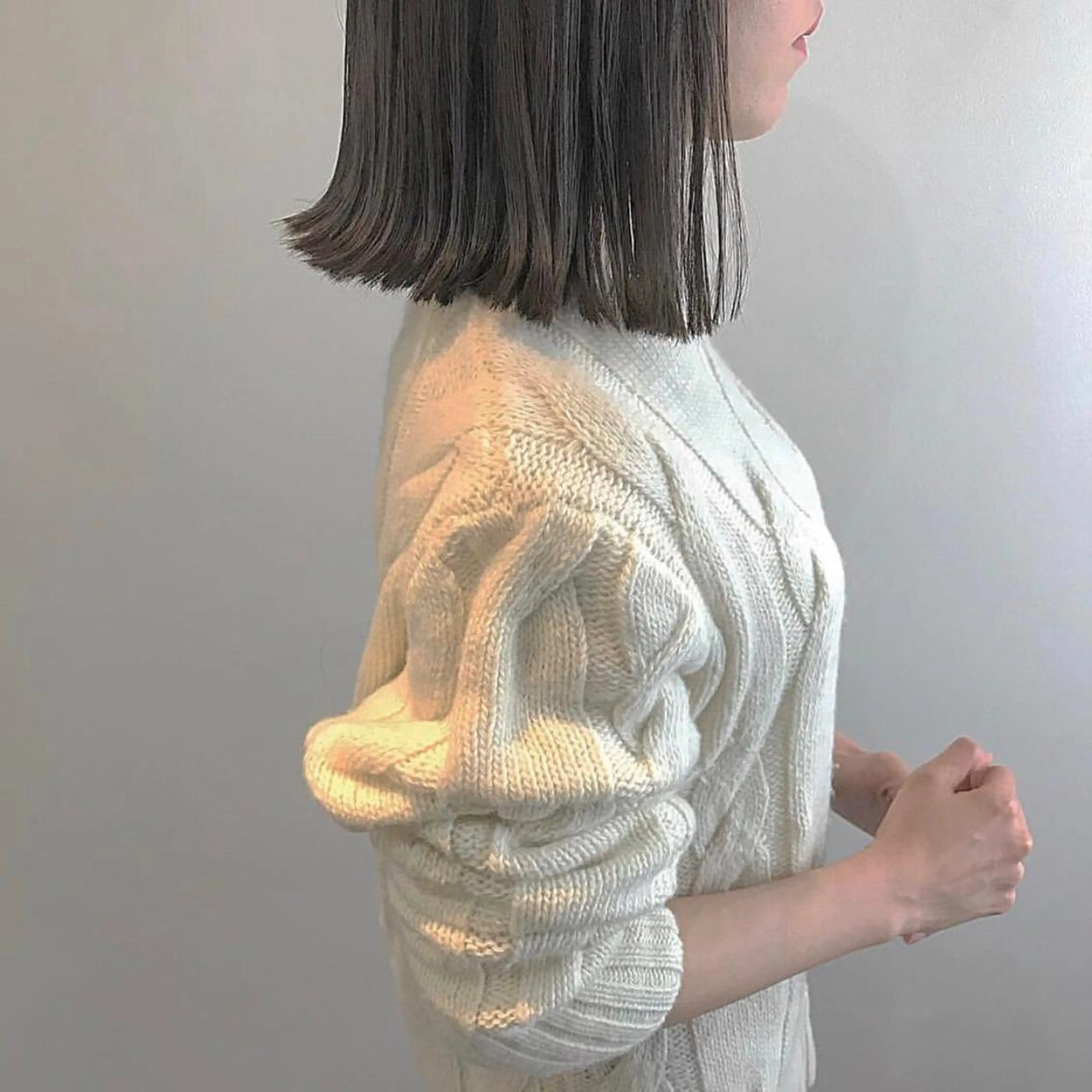 ミディアム ミディアムパーマ ラベンダーベージュ くびれヘア 外国人風カラー ハイライト KAGAMI HIROSHIのヘアスタイル