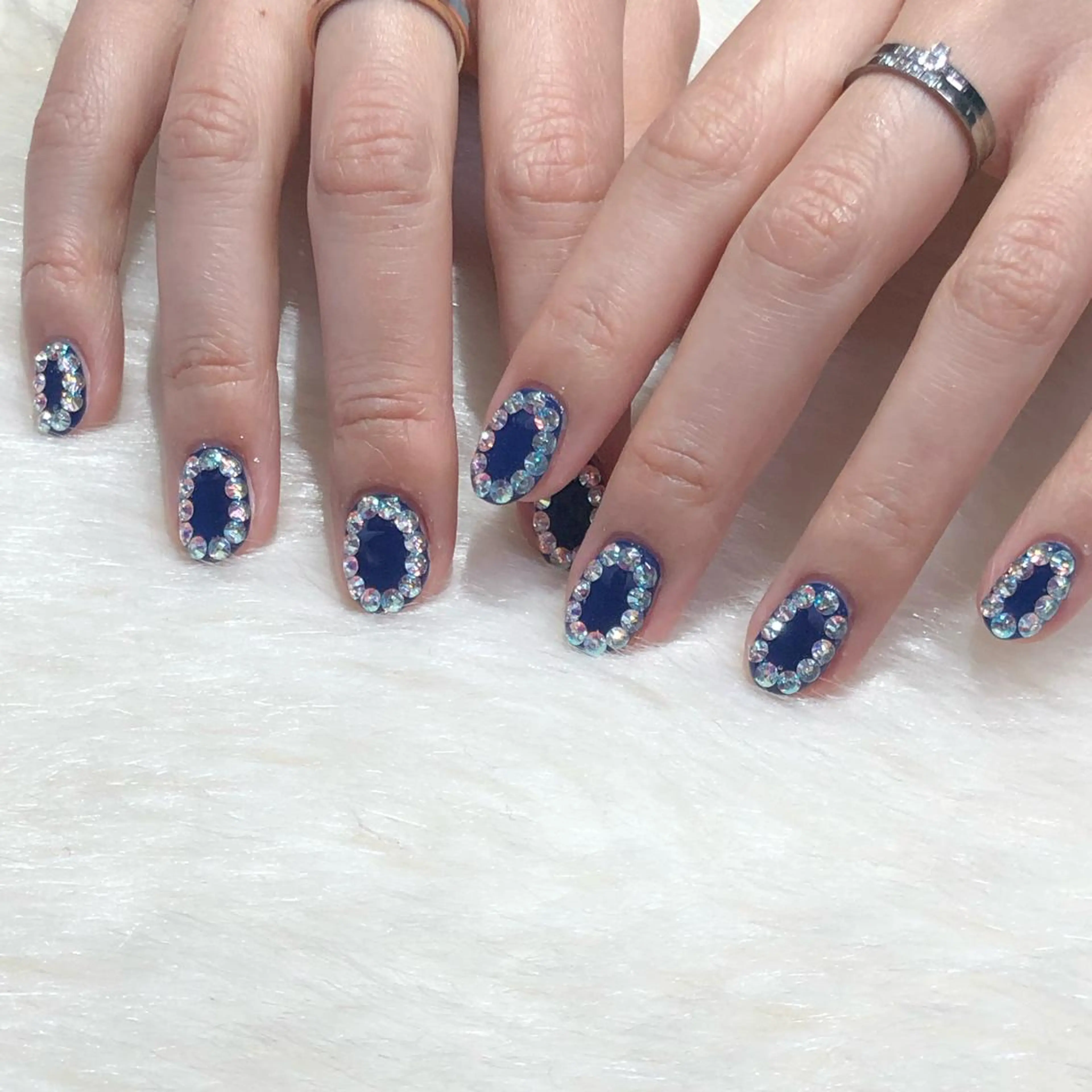 ネイル ハンドネイル フットネイル ハンドケア Nes.Nail所属・Miyagi Asamiのネイルデザイン