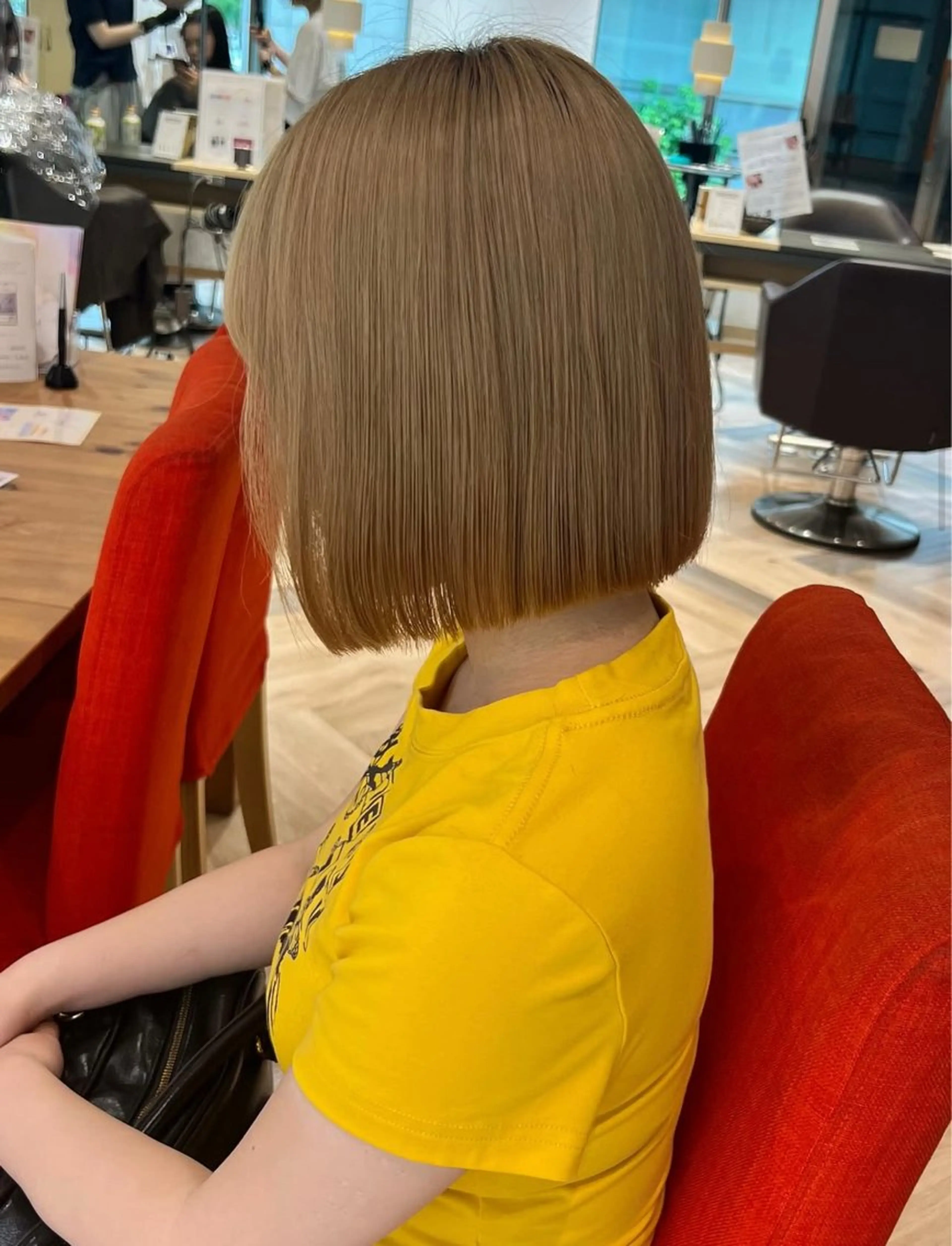 ショート ボブ カット 加納千華 /ボブ/ぱつっとボブのヘアスタイル