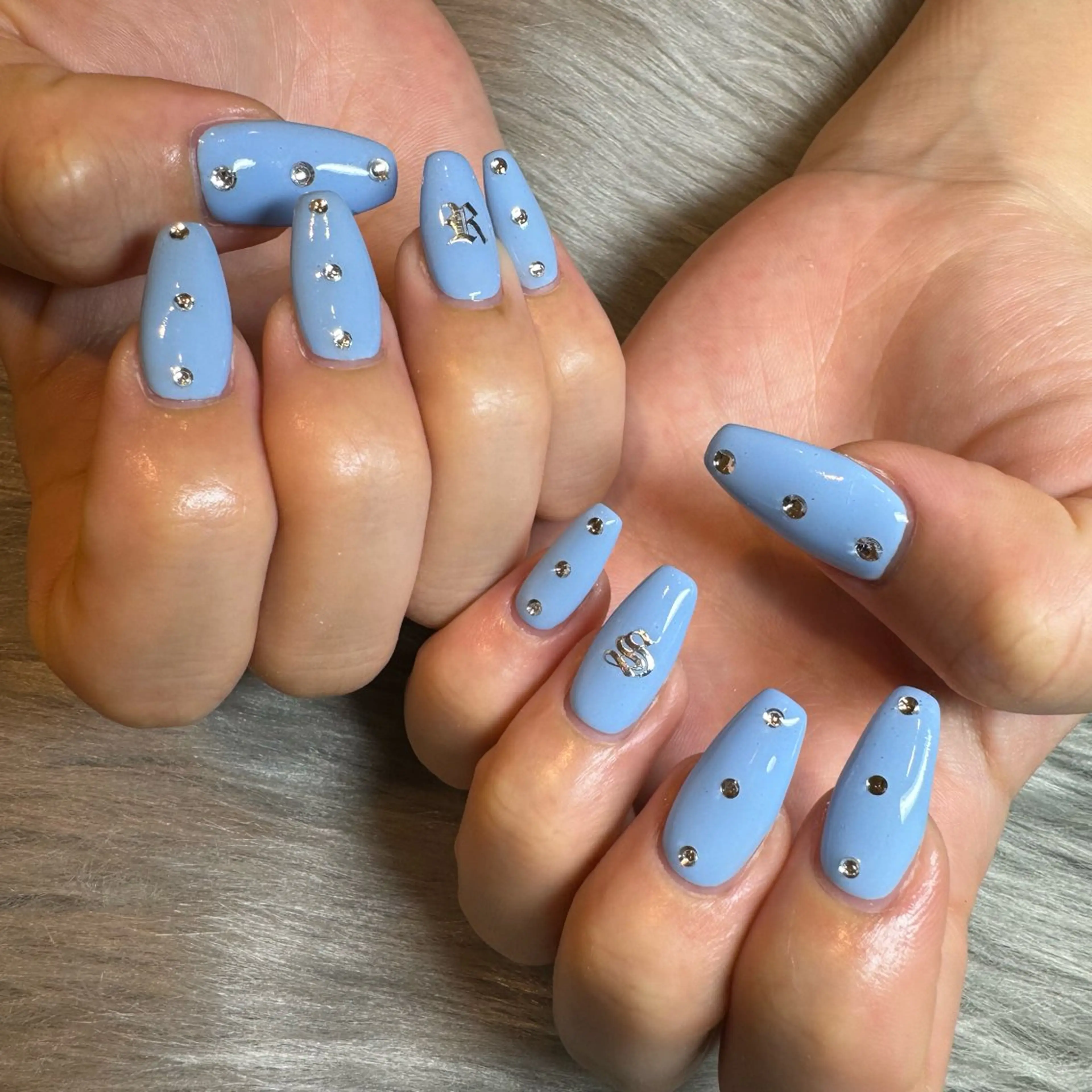 ネイル EARTH守谷店所属・🩶EARTH守谷店 YURA🦋のネイルデザイン