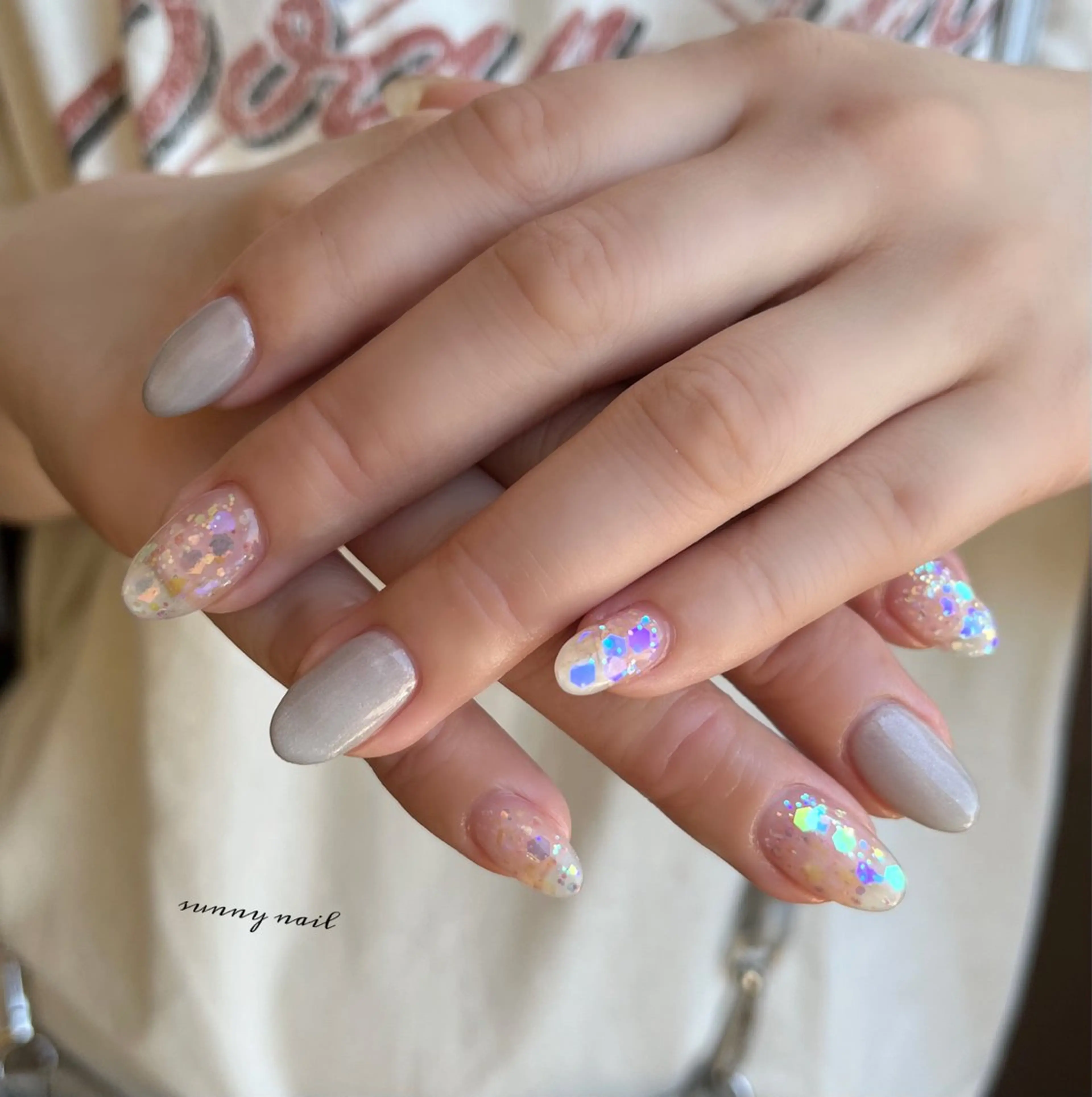 ネイル オーロラネイル ジェルネイル マグネットネイル パラジェル sunny nailのネイルデザイン