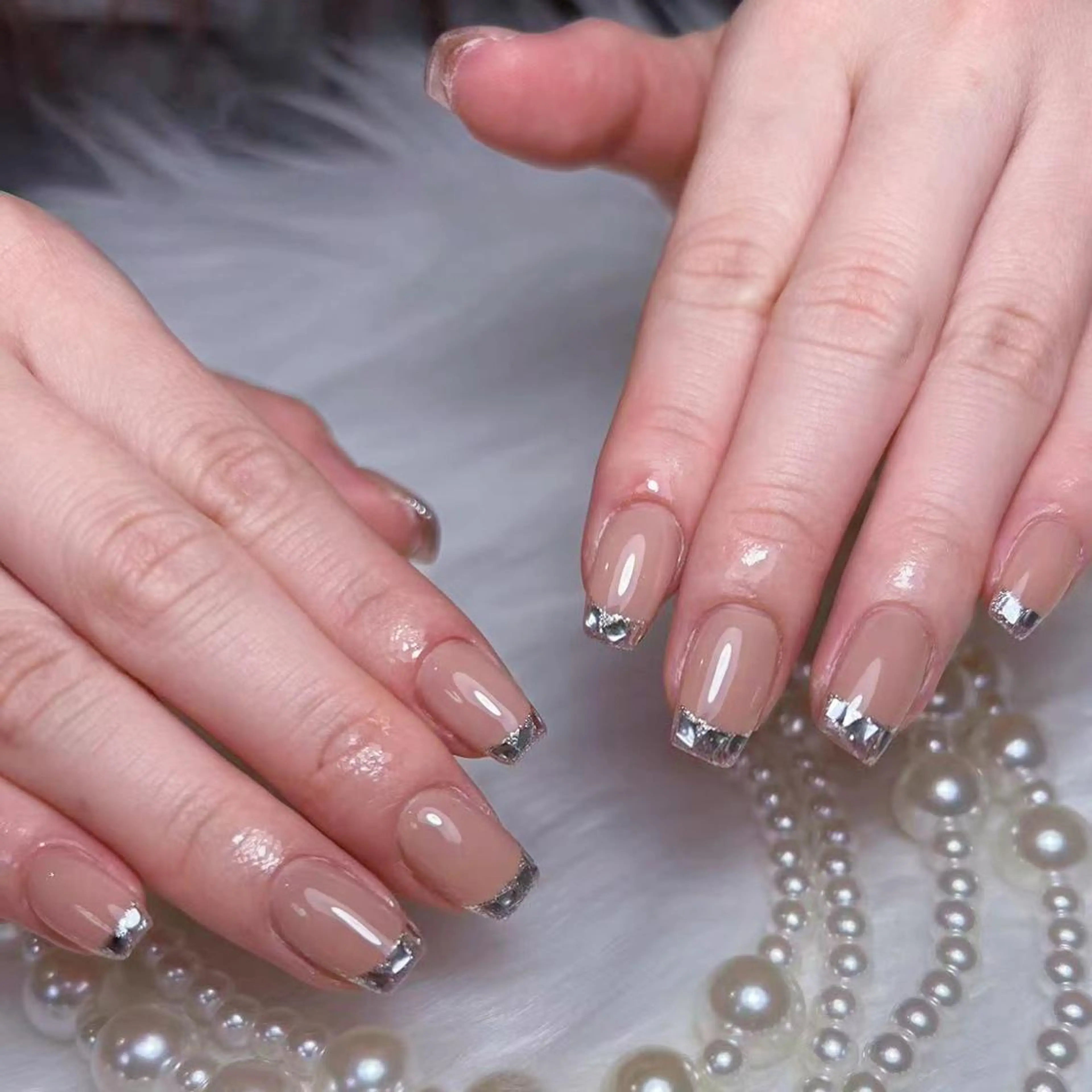 ネイル アートネイル オーロラネイル ガーリー キラキラネイル 韓国ネイル ハンドネイル ハンドケア DIAMOND 💅のネイルデザイン
